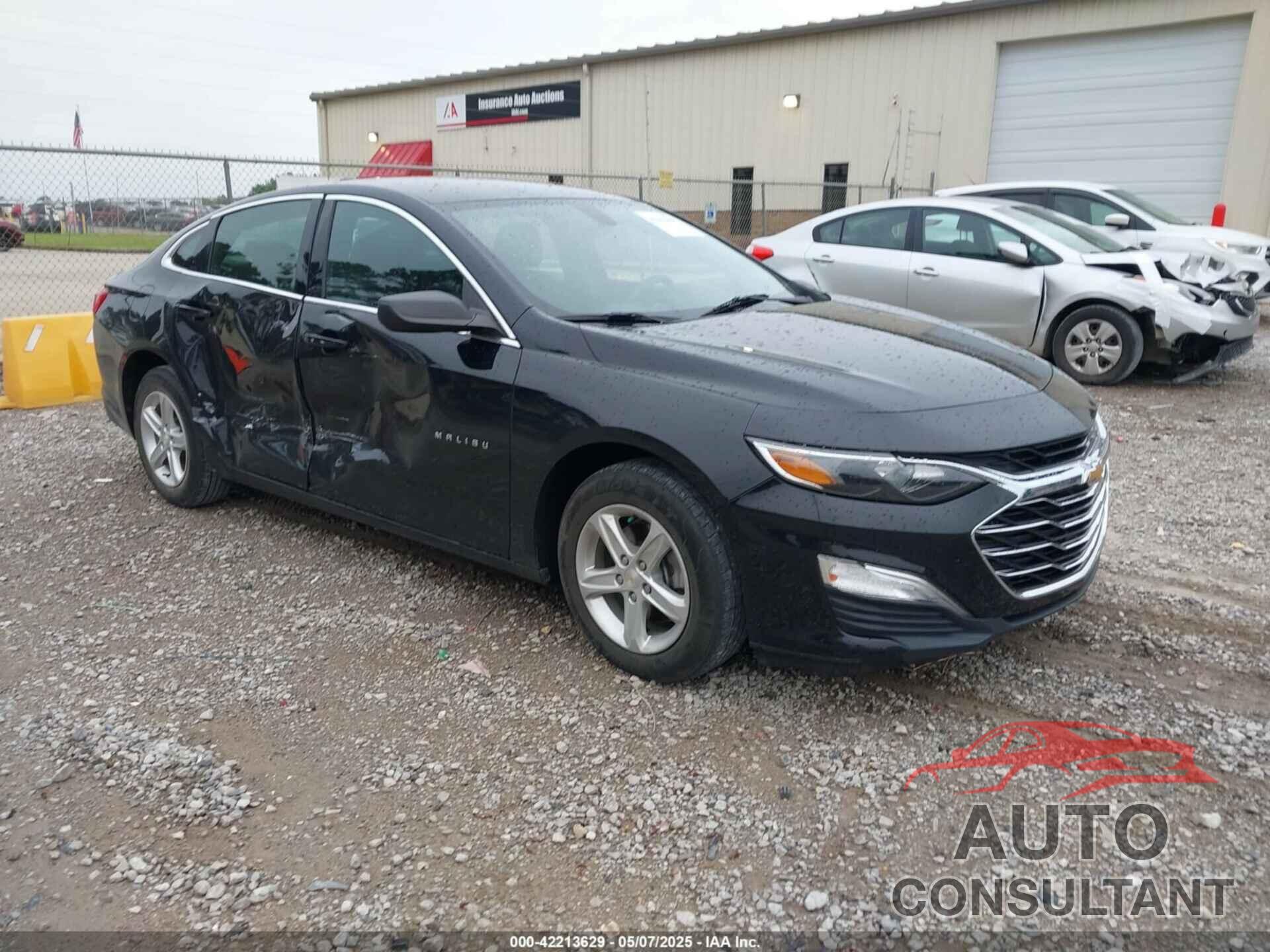 CHEVROLET MALIBU 2020 - 1G1ZB5ST4LF133134