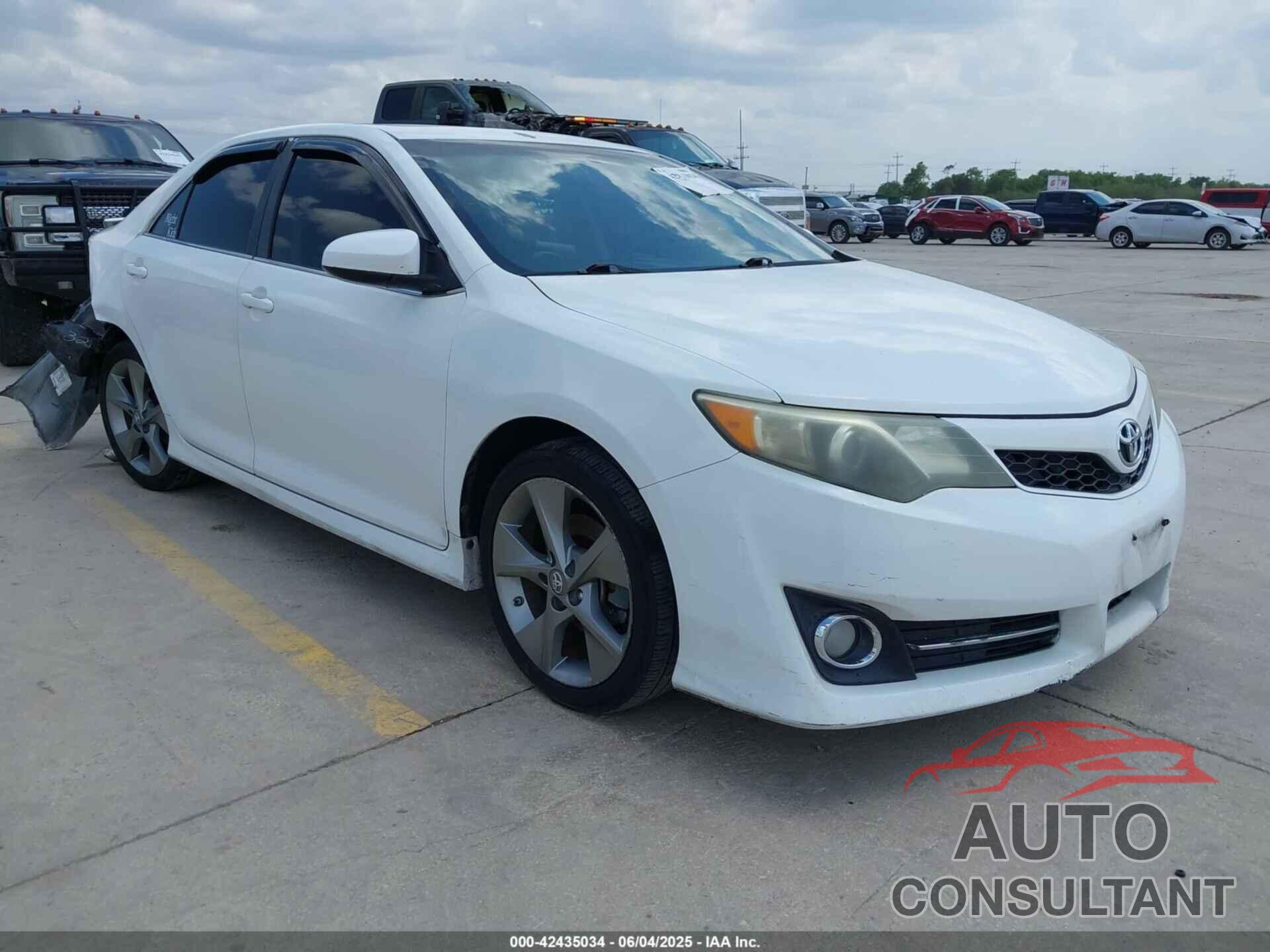 TOYOTA CAMRY 2014 - 4T1BF1FK4EU462613