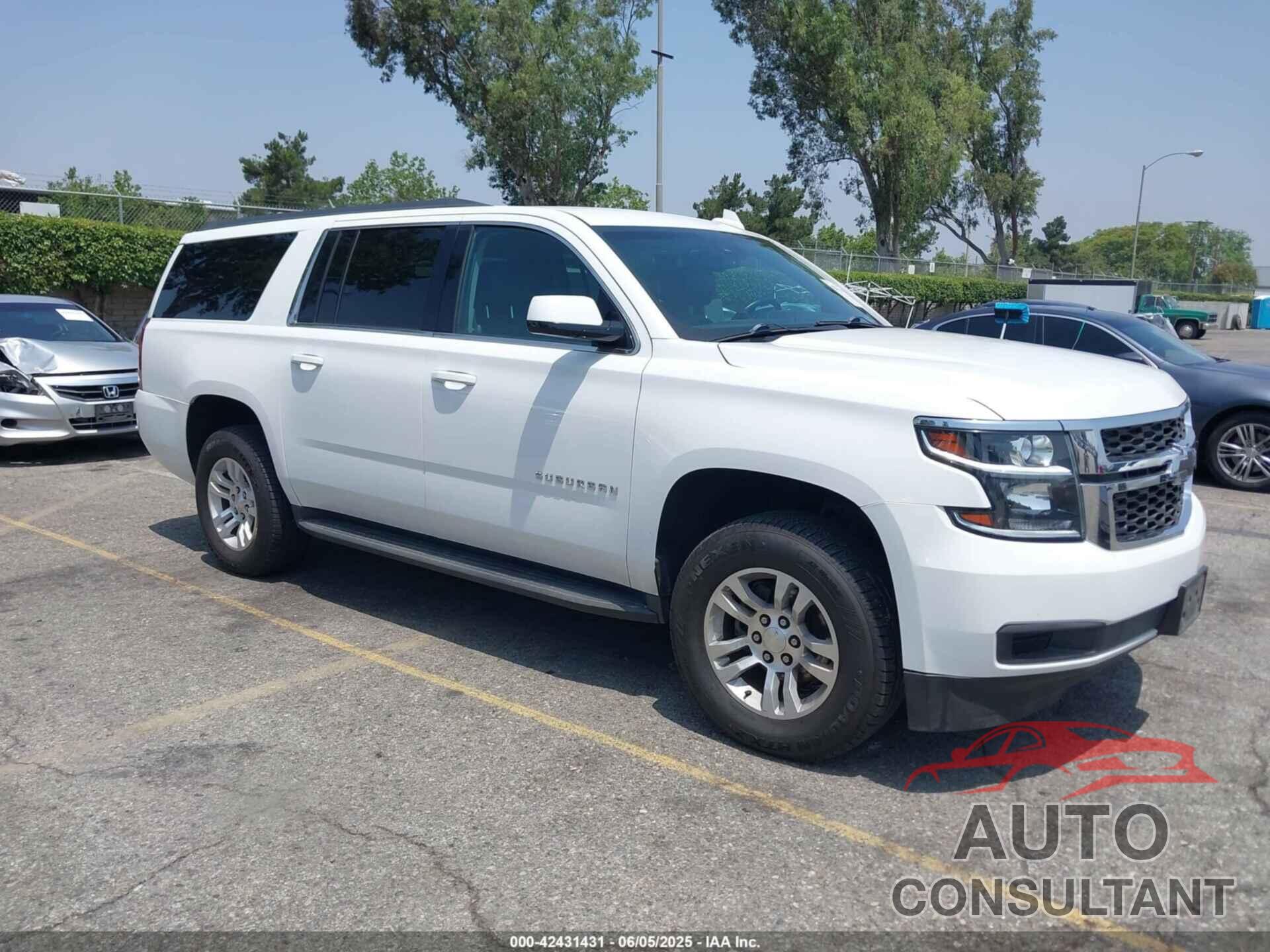 CHEVROLET SUBURBAN 2017 - 1GNSKHKC7HR112320
