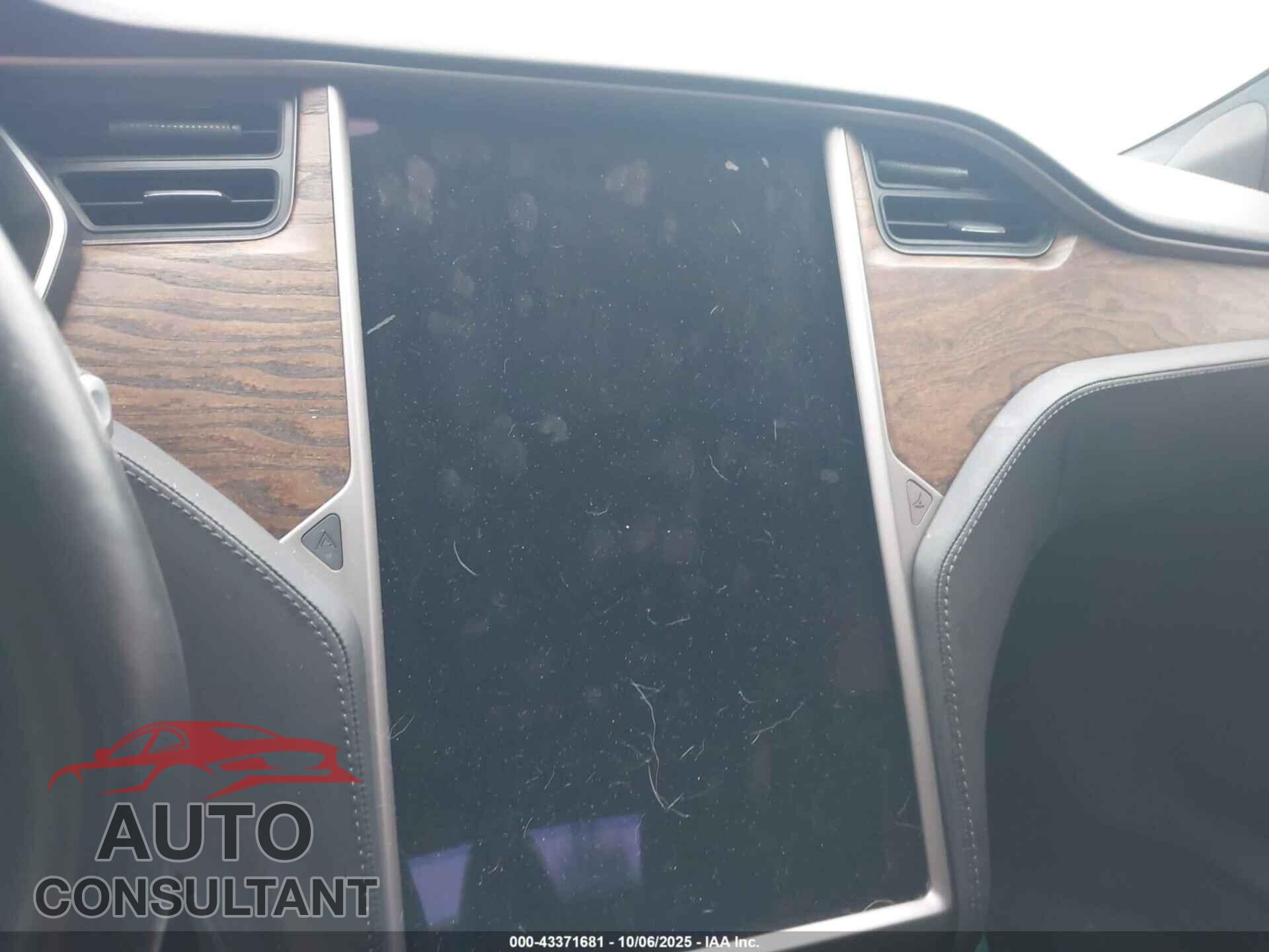 TESLA MODEL S 2018 - 5YJSA1E20JF282133
