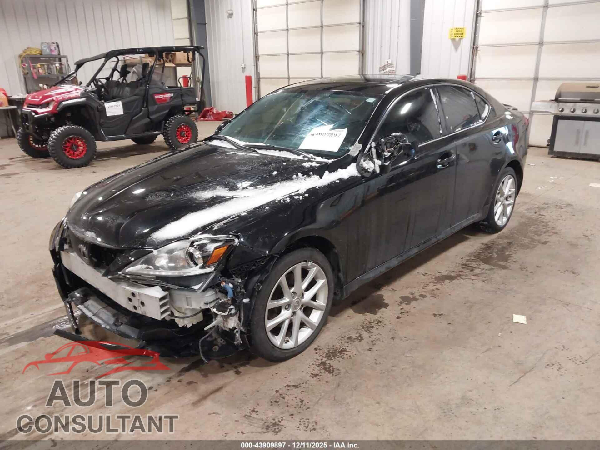 LEXUS IS 250 2012 - JTHCF5C20C5057147
