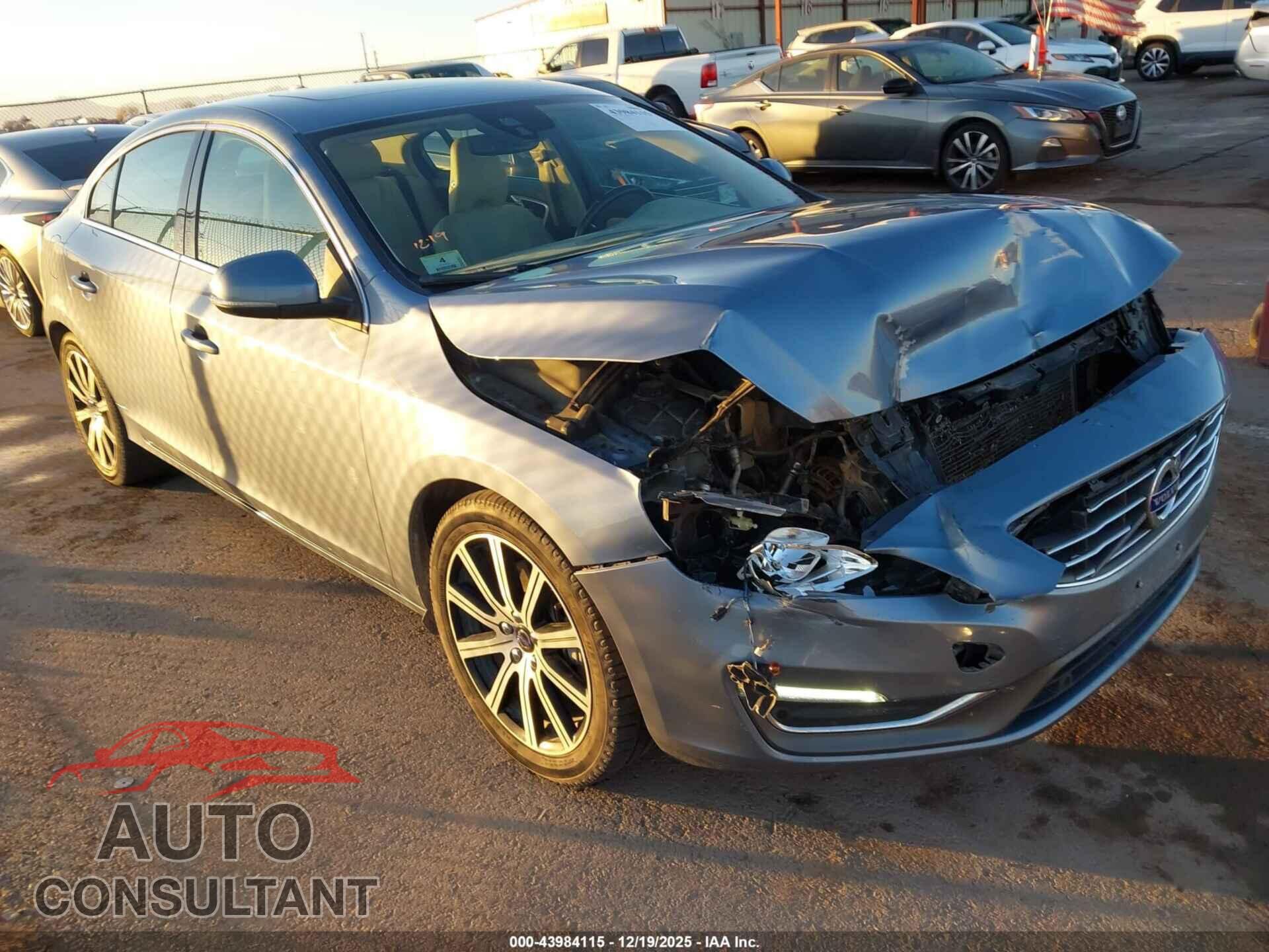 VOLVO S60 INSCRIPTION 2017 - LYV402TK5HB144183