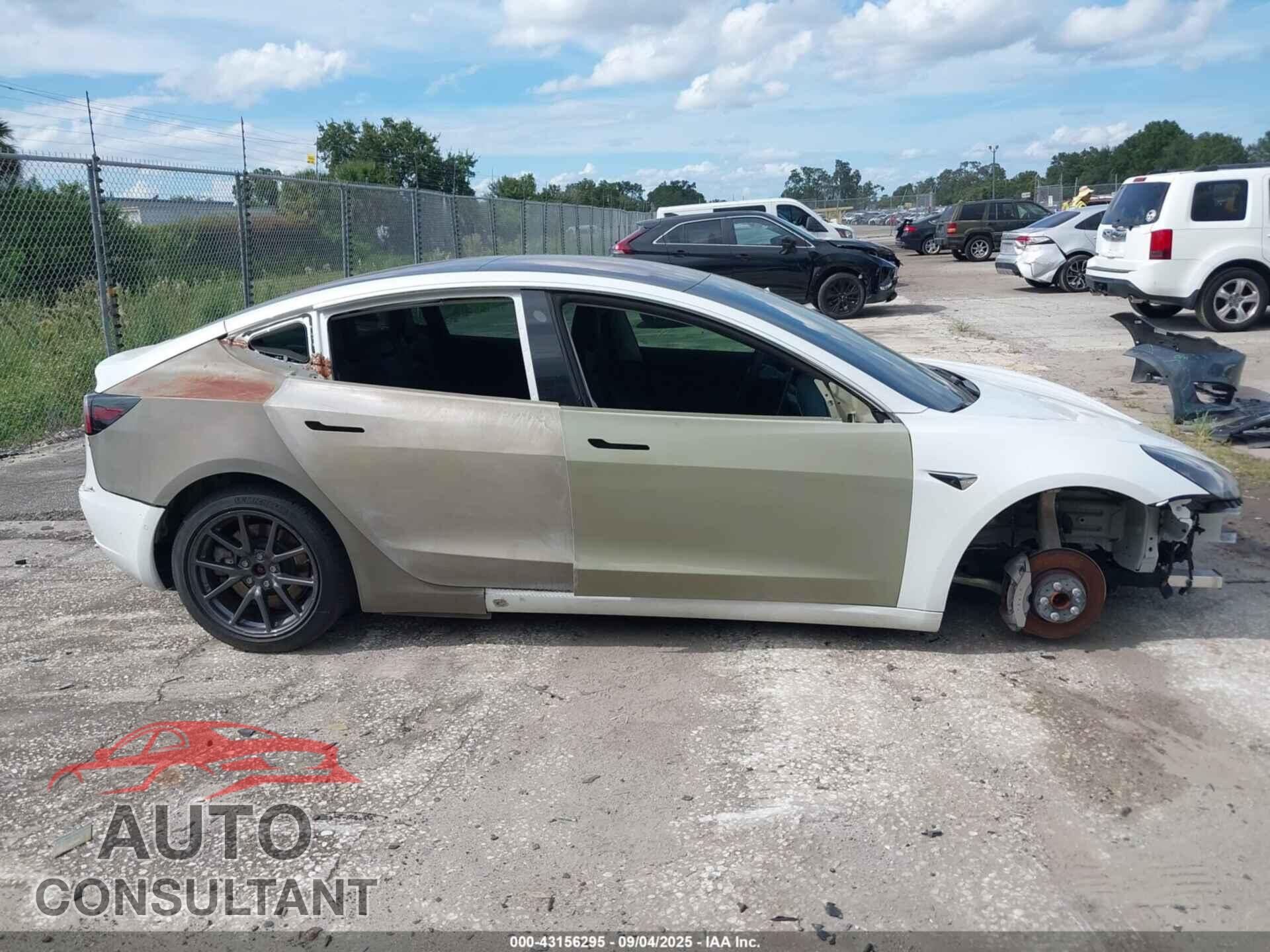 TESLA MODEL 3 2018 - 5YJ3E1EA4JF035245