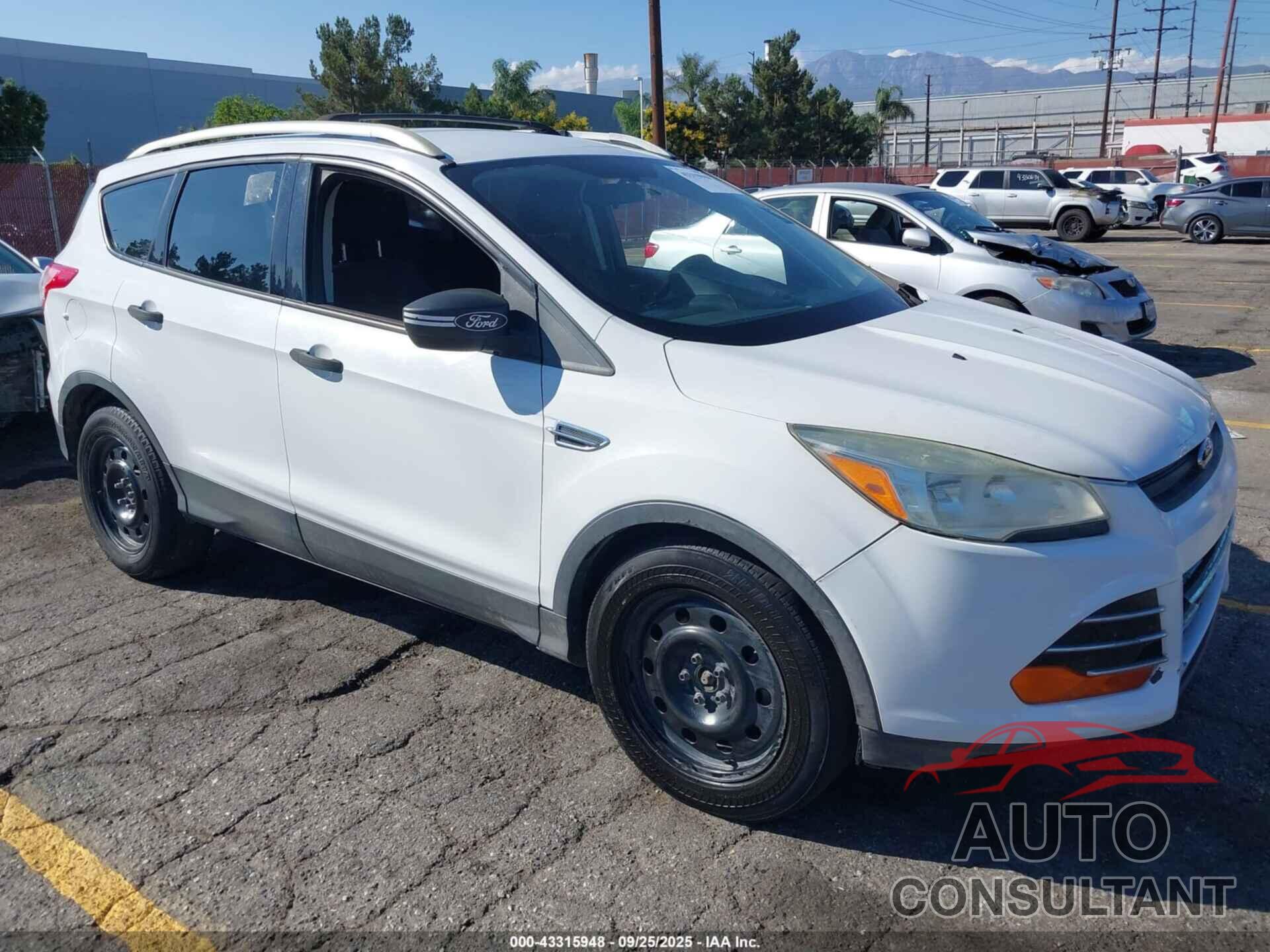 FORD ESCAPE 2015 - 1FMCU0F71FUC79980