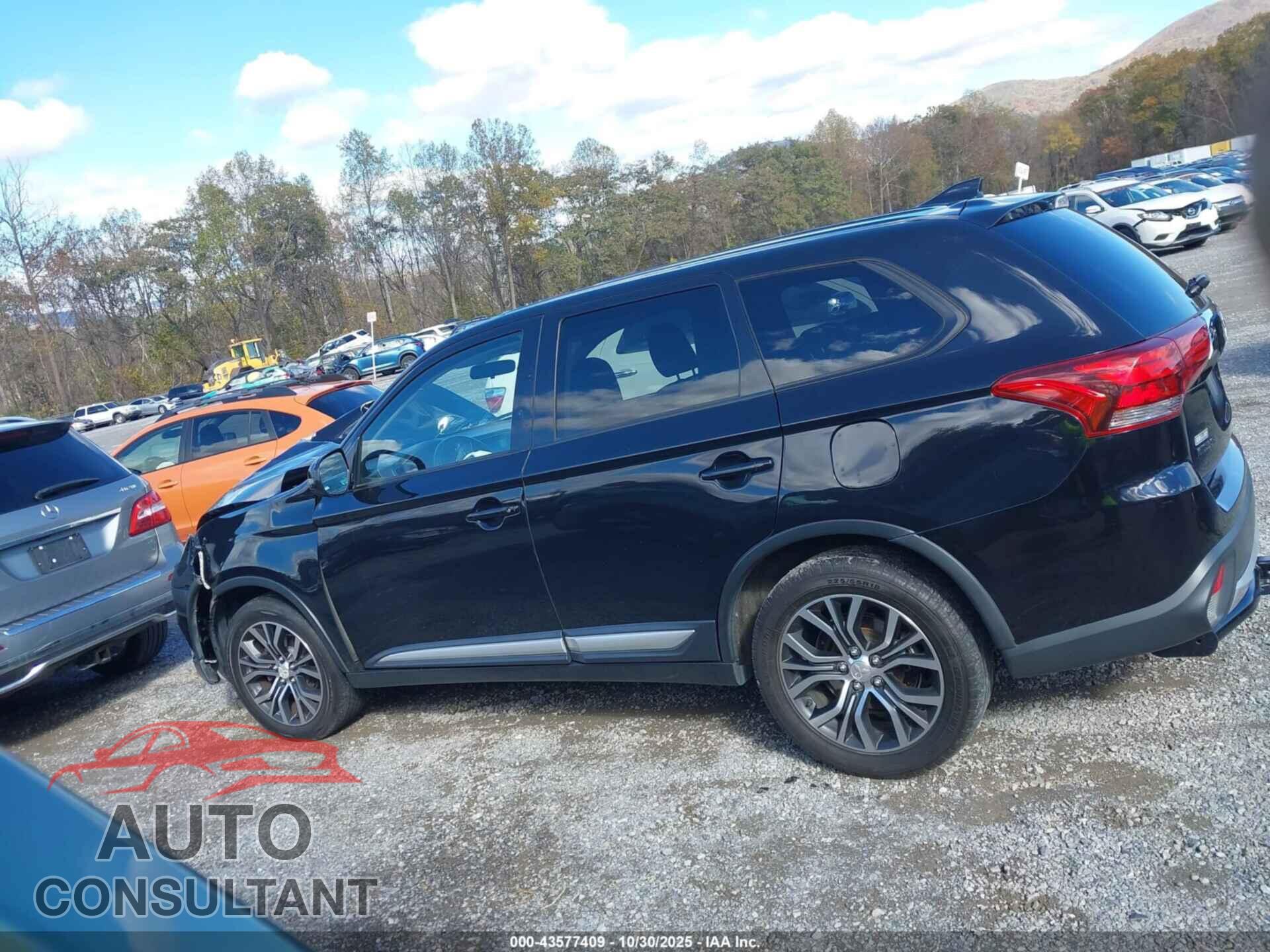 MITSUBISHI OUTLANDER 2018 - JA4AZ3A39JJ003473