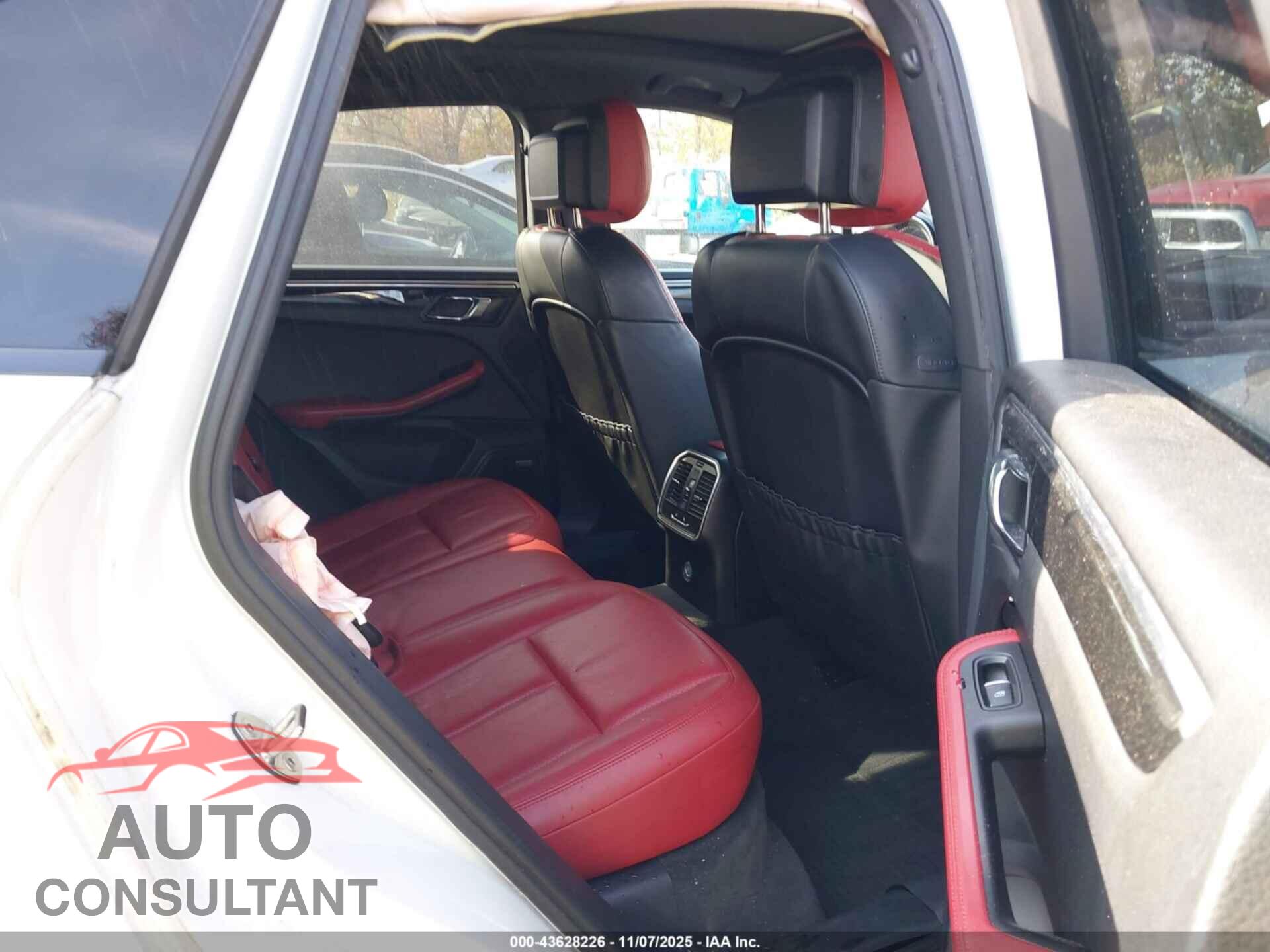 PORSCHE MACAN 2017 - WP1AB2A59HLB11997