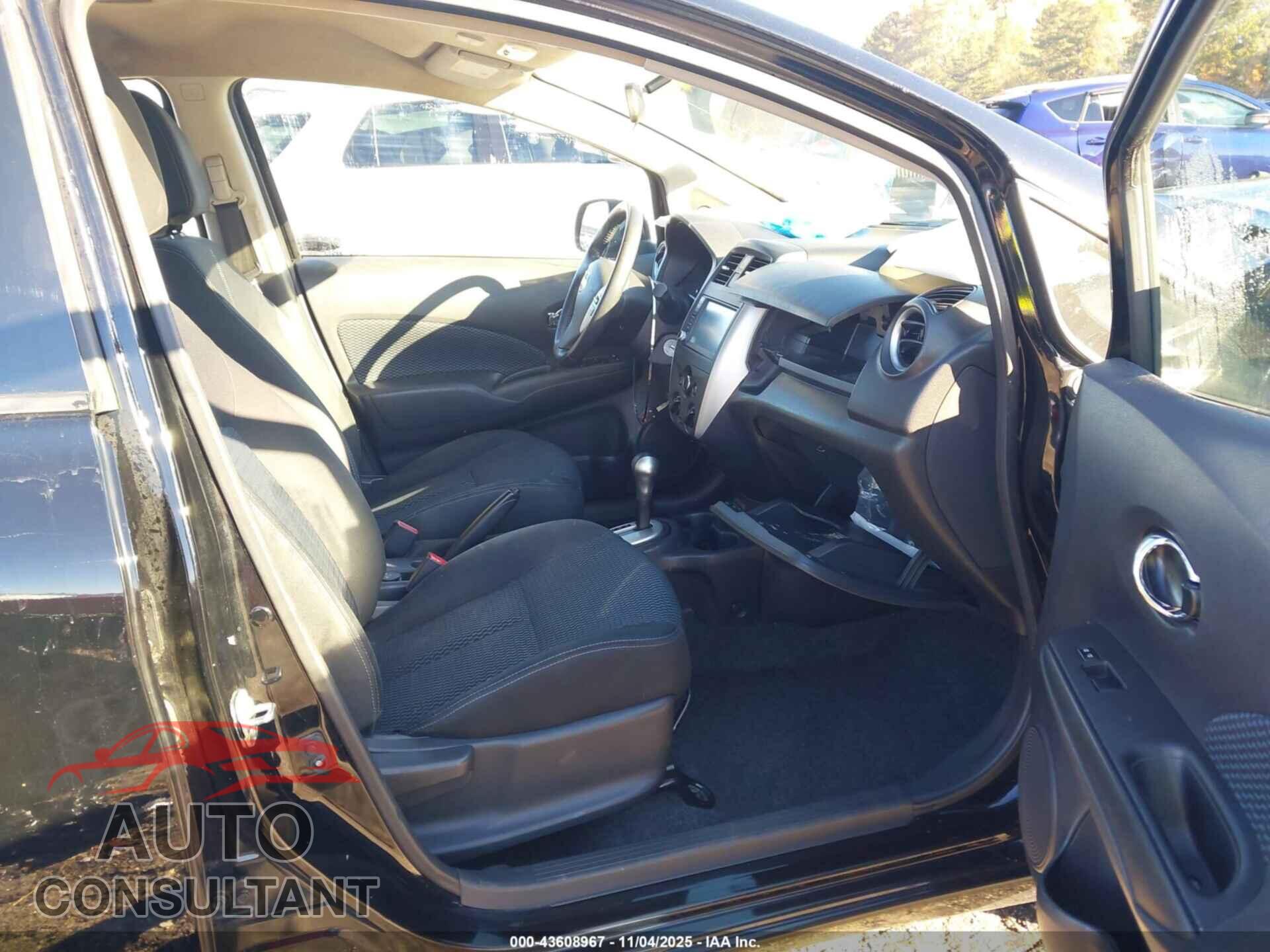 NISSAN VERSA NOTE 2019 - 3N1CE2CP3KL359404