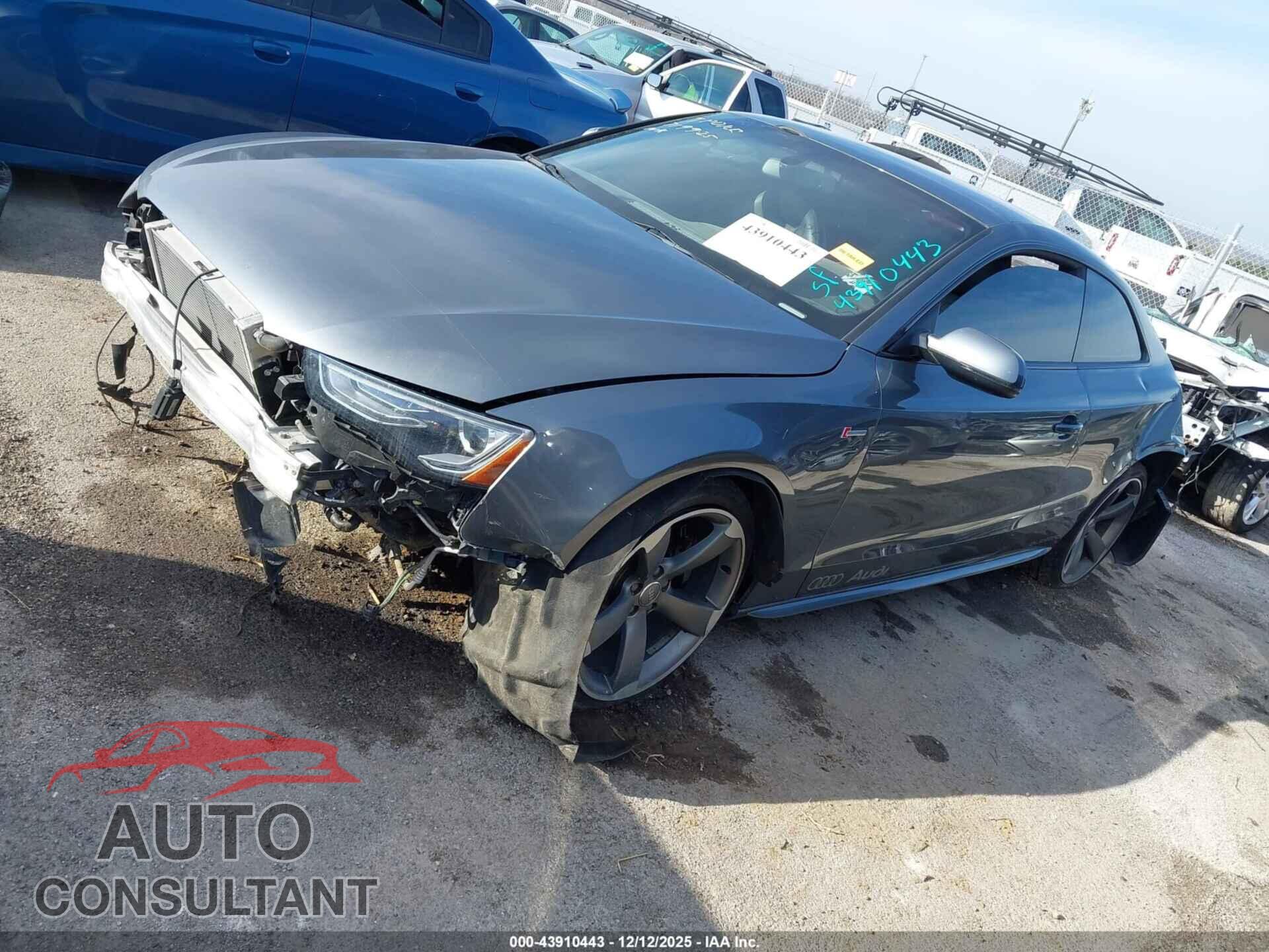 AUDI S5 2014 - WAUCGAFR5EA069835