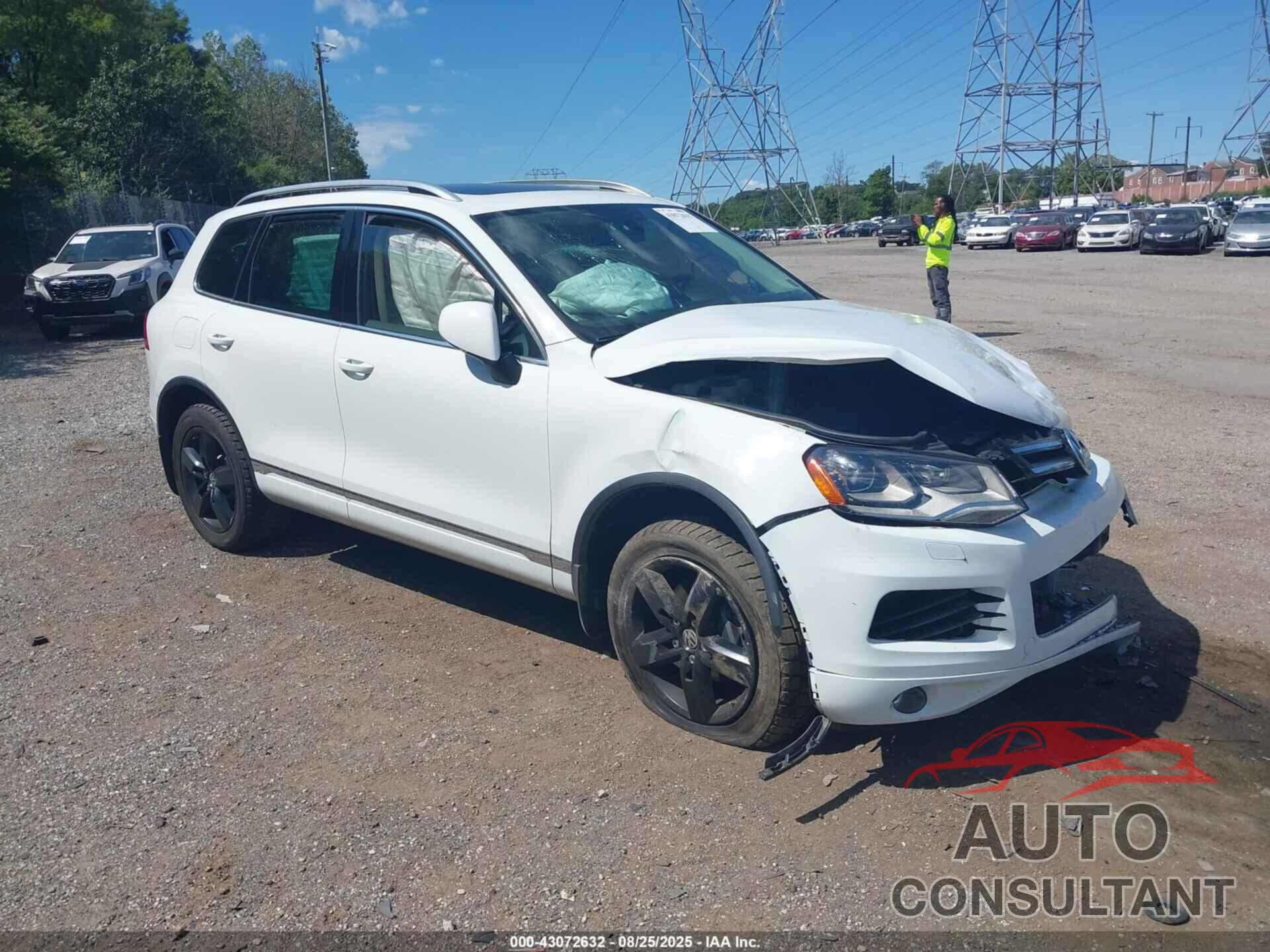 VOLKSWAGEN TOUAREG 2013 - WVGEP9BP3DD011598