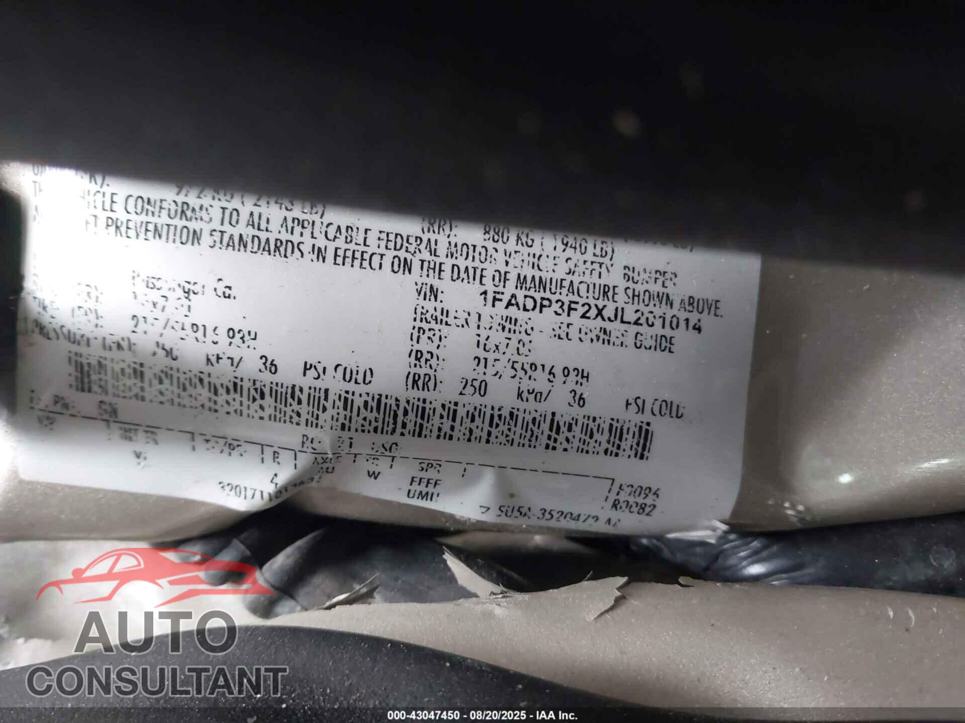 FORD FOCUS 2018 - 1FADP3F2XJL201014