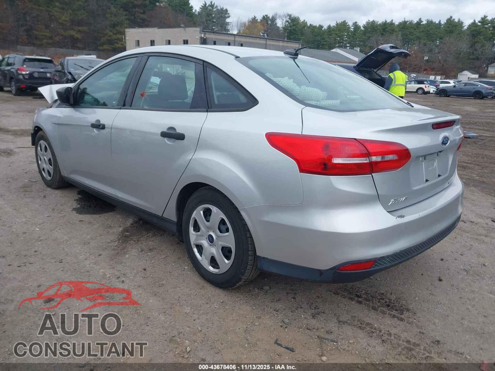 FORD FOCUS 2016 - 1FADP3E29GL288026
