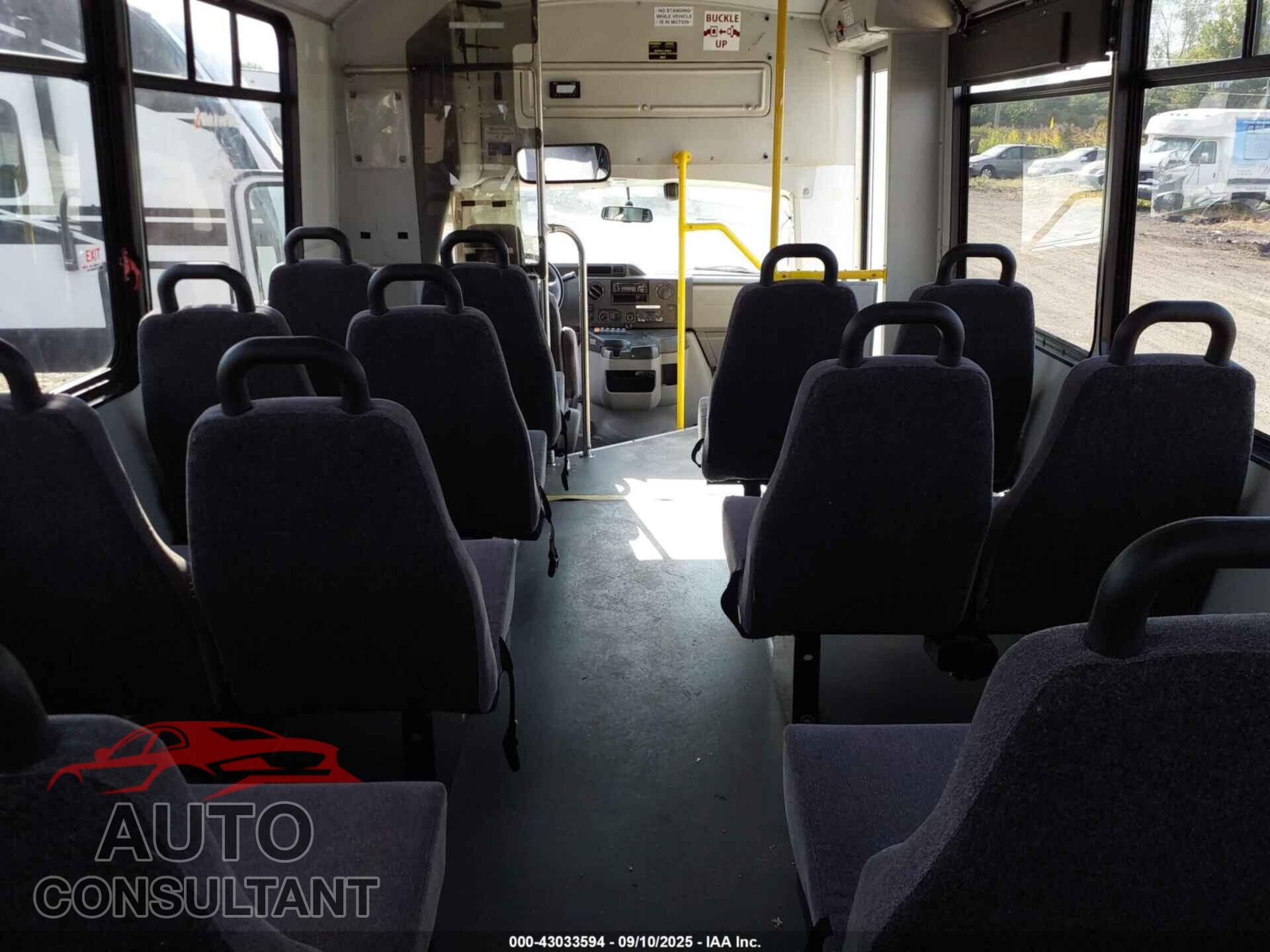 FORD E-450 CUTAWAY 2015 - 1FDFE4FS4FDA17375
