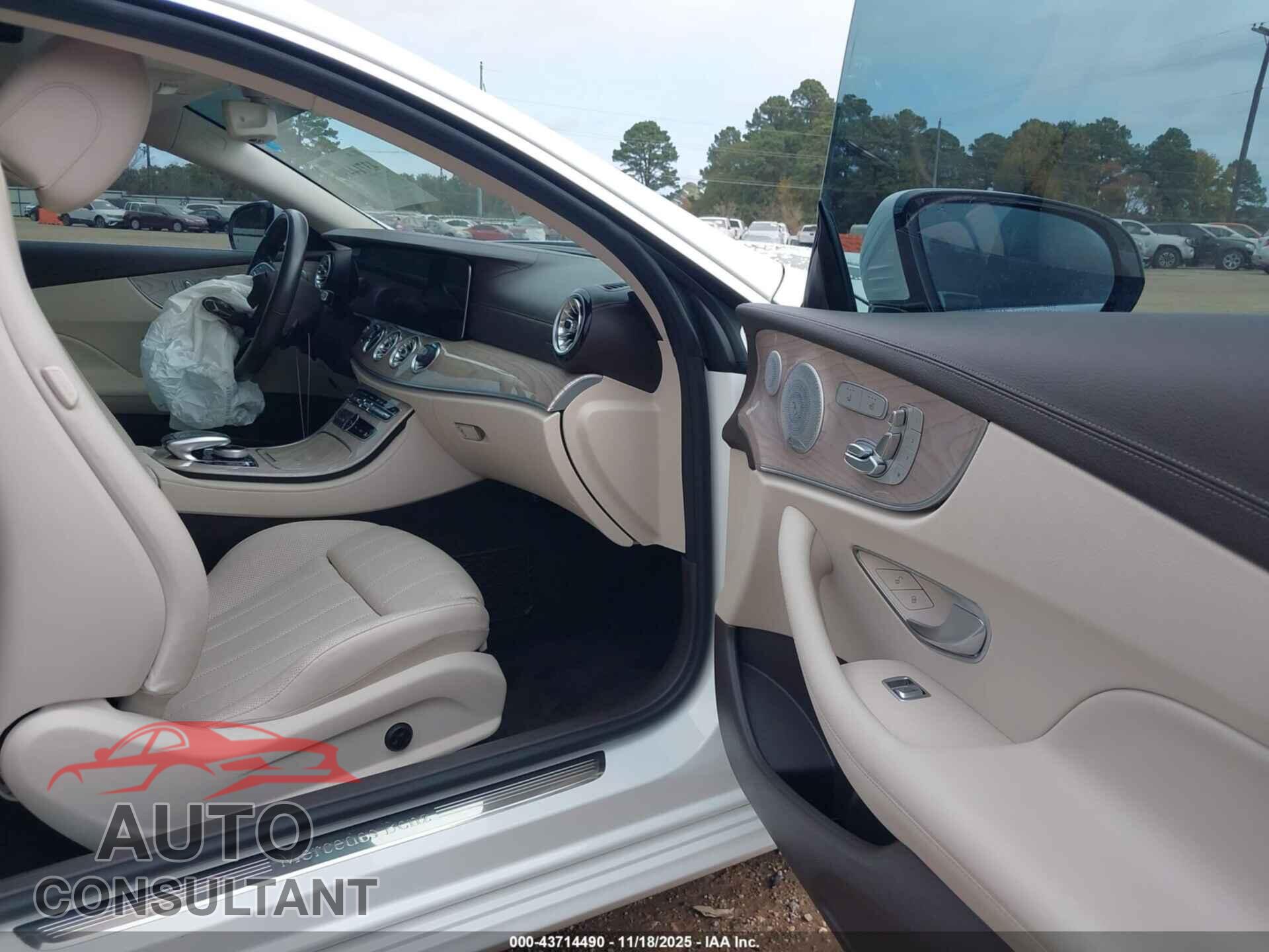MERCEDES-BENZ E 450 2019 - WDD1J6HB0KF116685