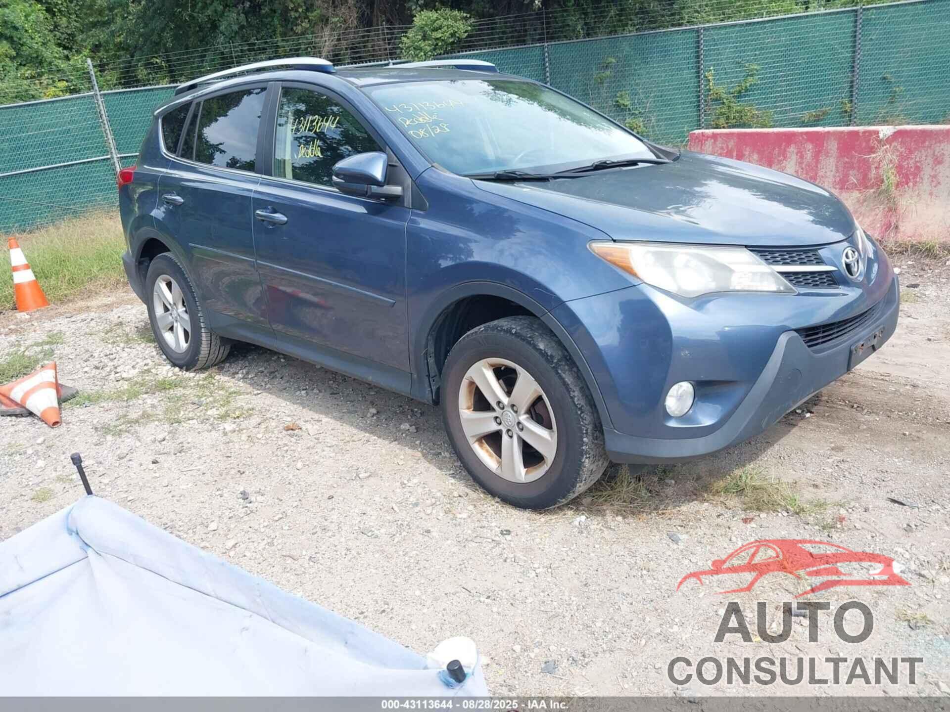 TOYOTA RAV4 2013 - JTMRFREV7D5019653