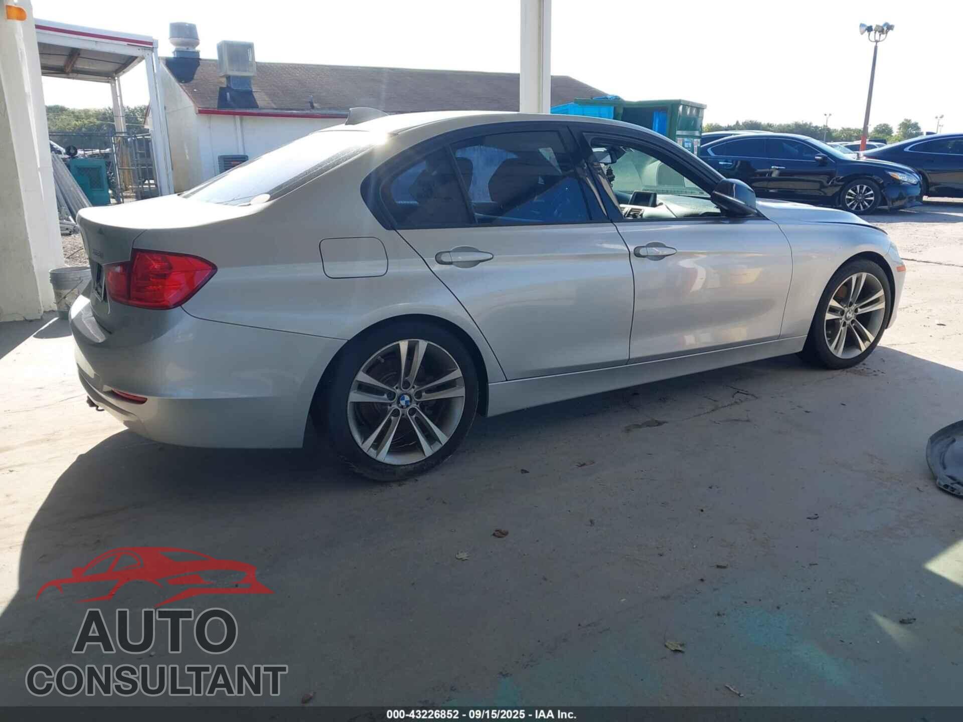 BMW 328I 2012 - WBA3A5C55CF349183