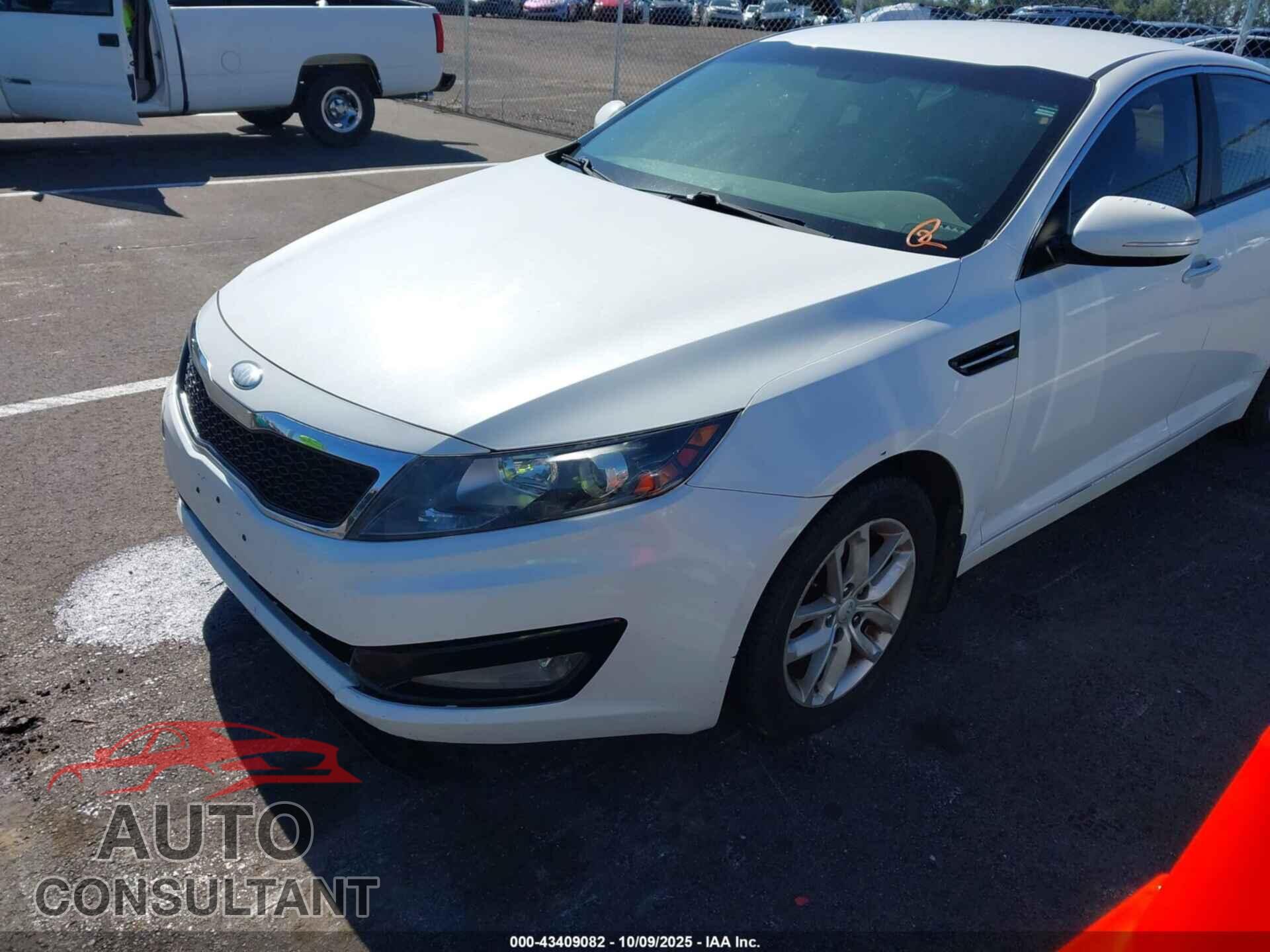 KIA OPTIMA 2013 - KNAGM4A76D5360823