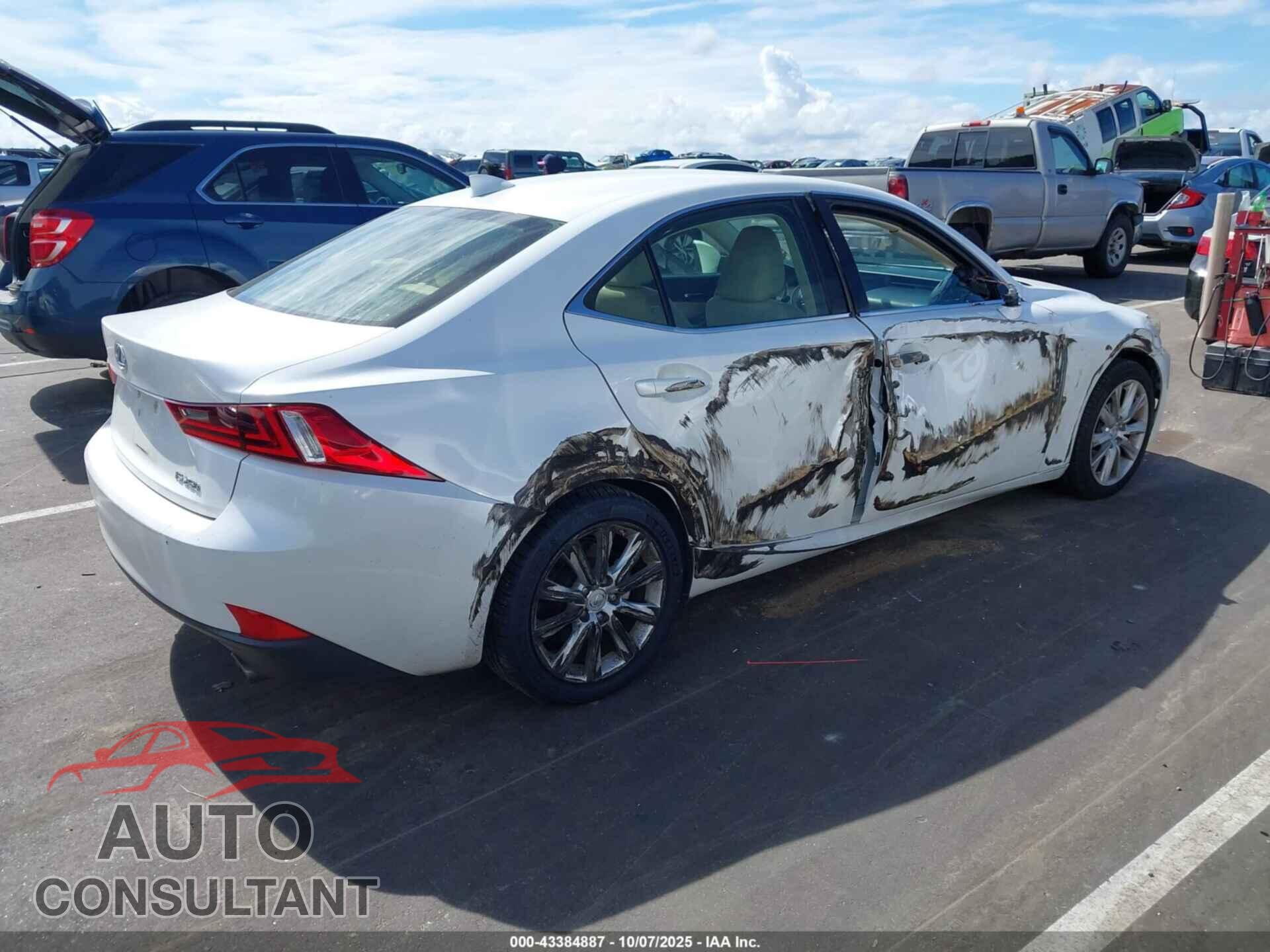 LEXUS IS 250 2015 - JTHBF1D24F5080440