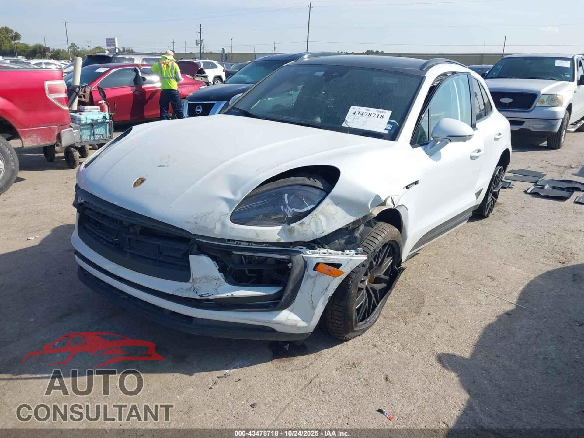 PORSCHE MACAN 2022 - WP1AA2A51NLB03505