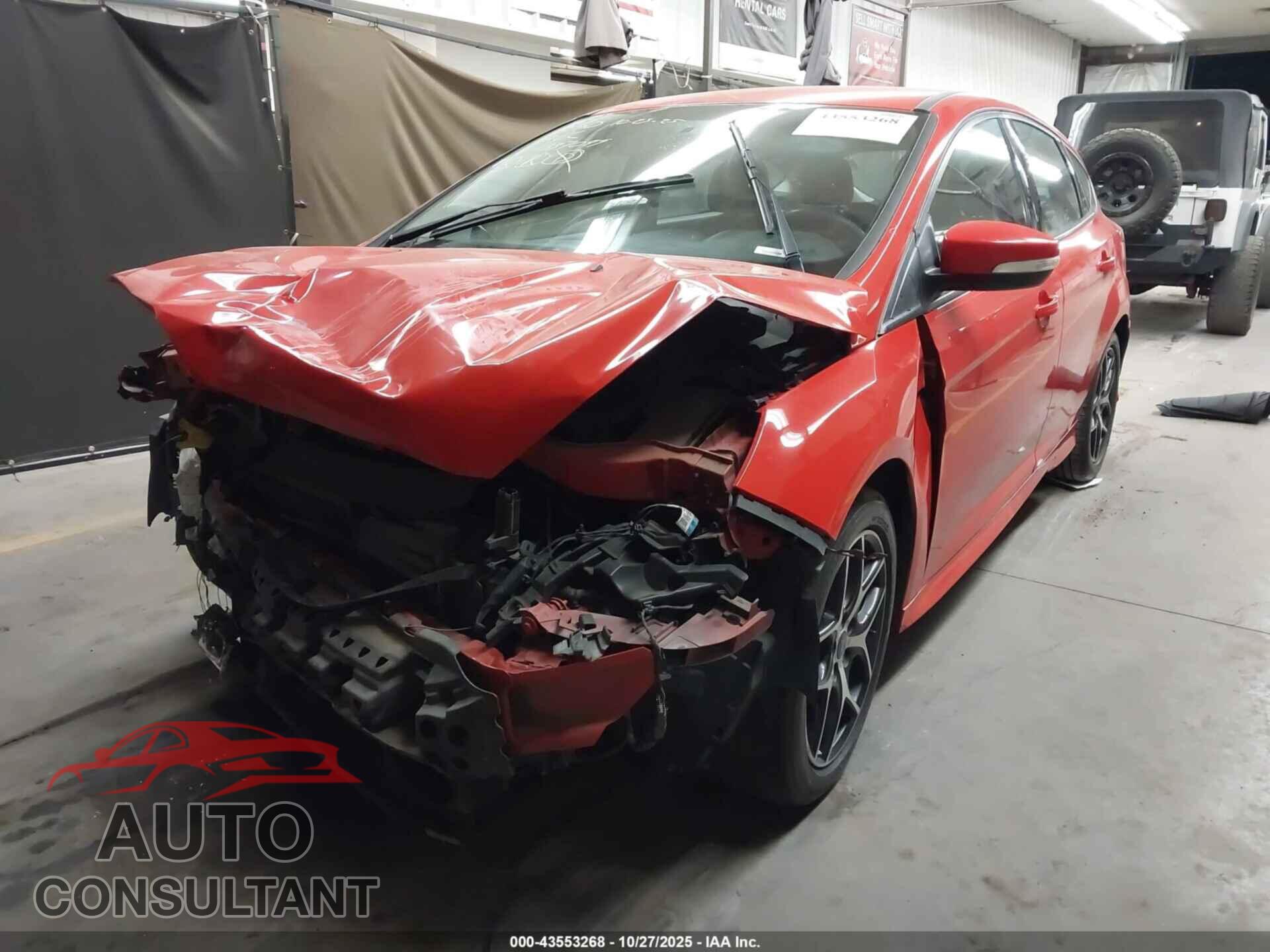 FORD FOCUS 2016 - 1FADP3K22GL337099