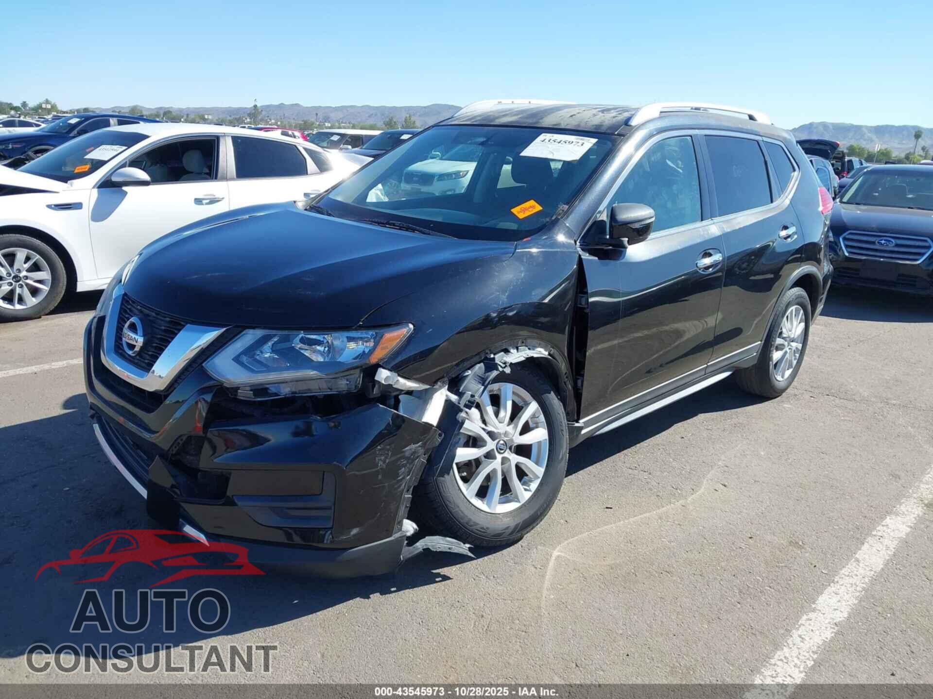 NISSAN ROGUE 2017 - KNMAT2MT8HP508666
