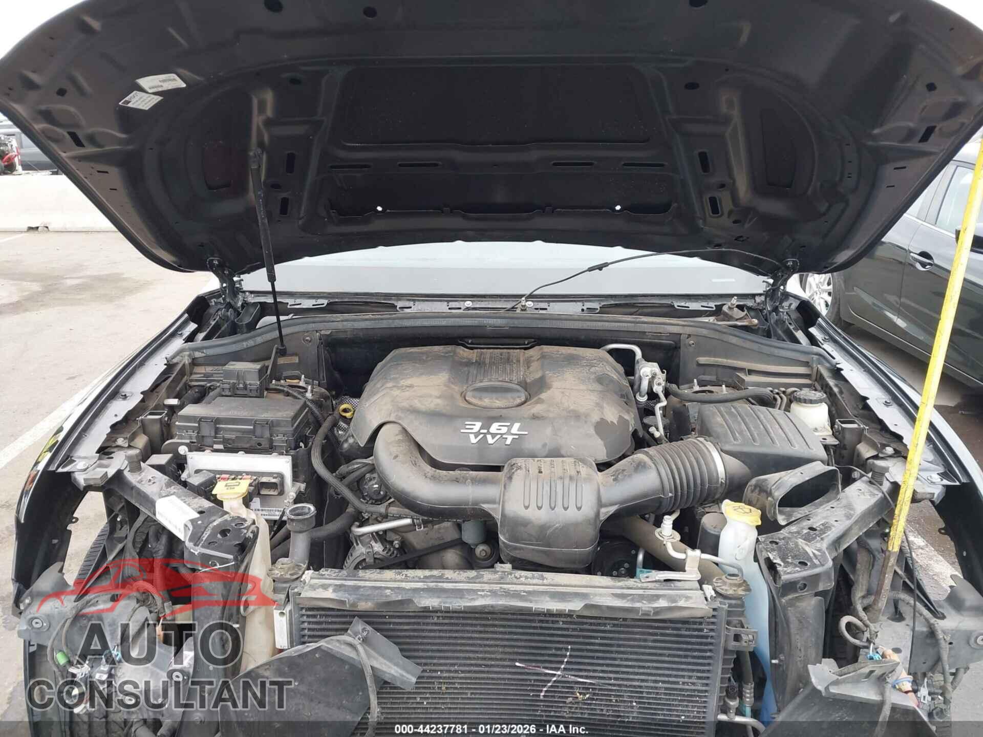 DODGE DURANGO 2013 - 1C4RDHAG3DC680423