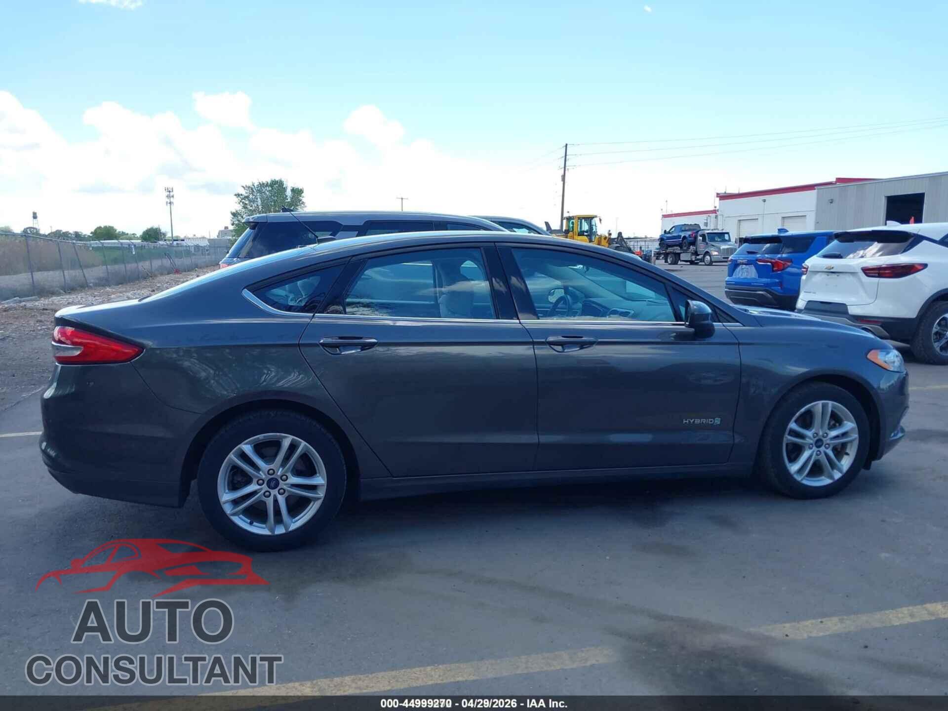 FORD FUSION HYBRID 2018 - 3FA6P0UUXJR271352