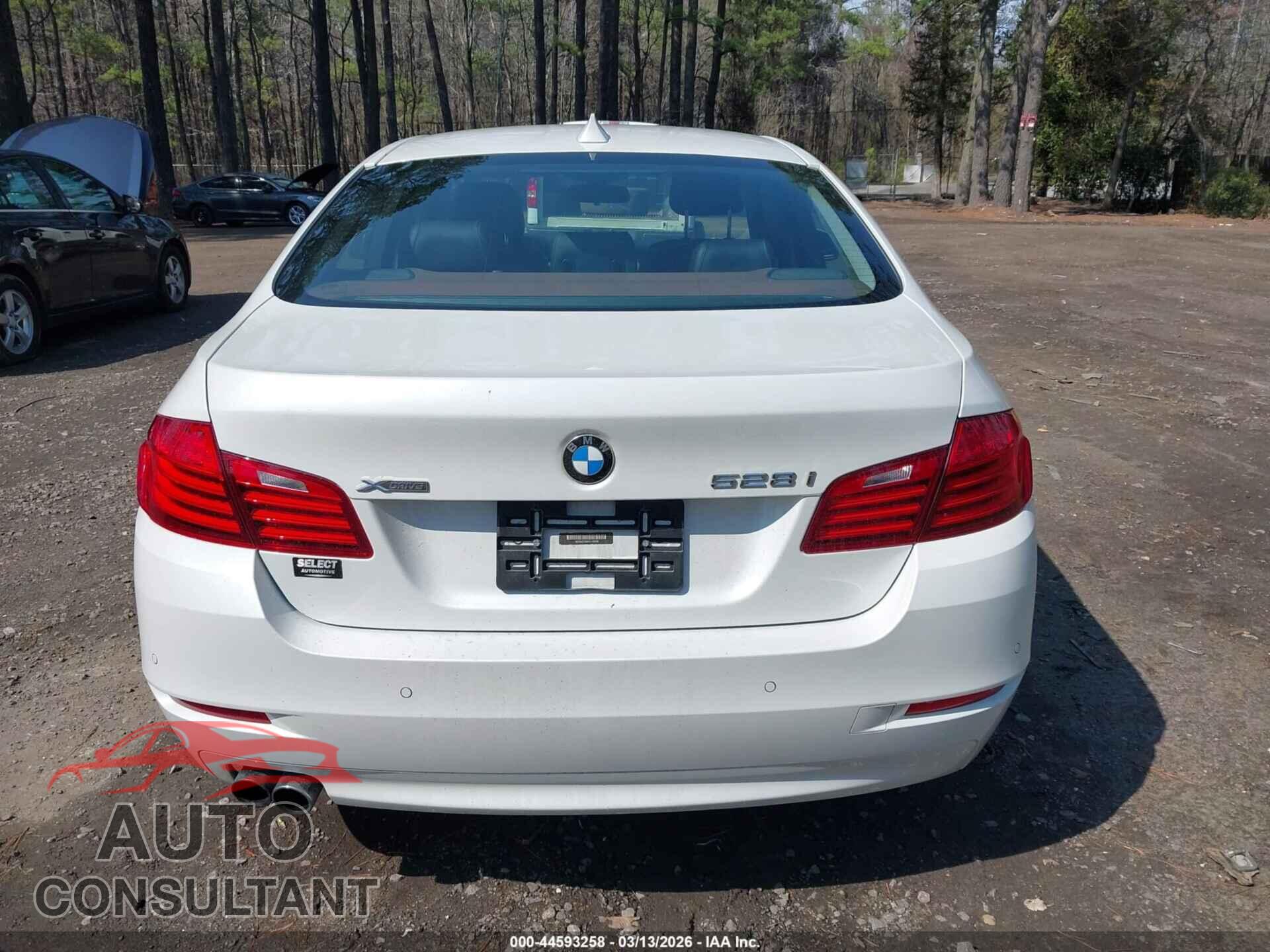 BMW 528I 2015 - WBA5A7C56FG143048