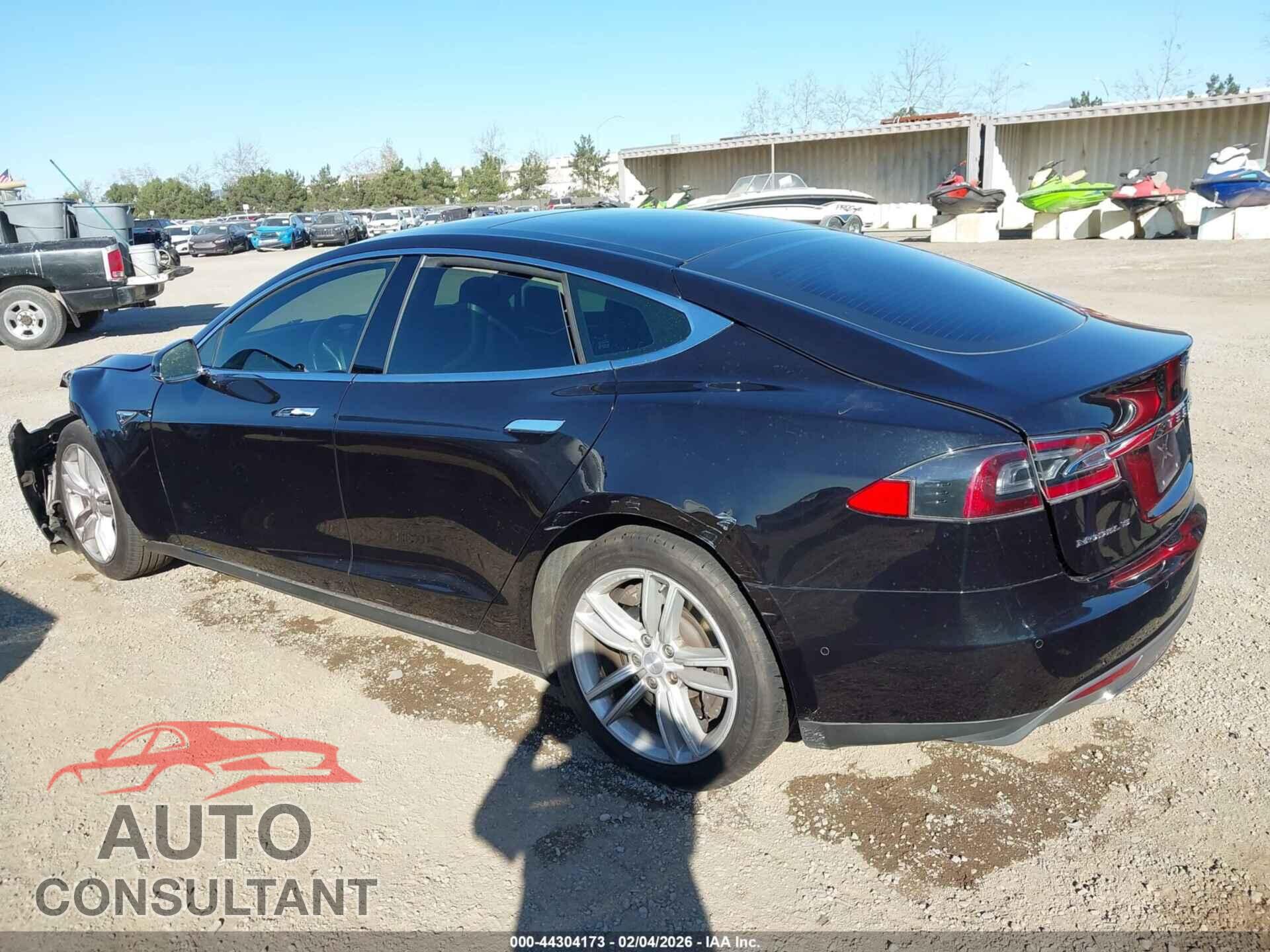 TESLA MODEL S 2015 - 5YJSA1E41FF120259