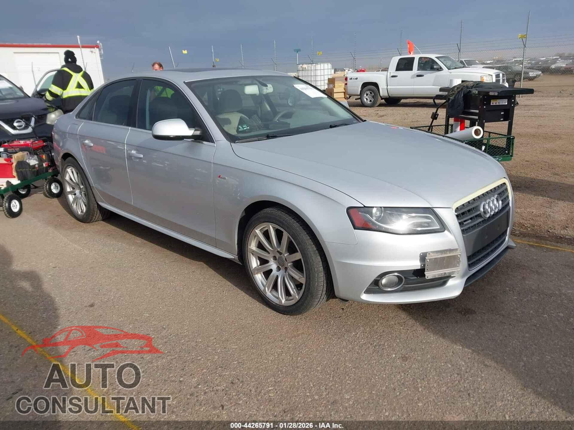AUDI A4 2012 - WAUFFAFL8CA113724