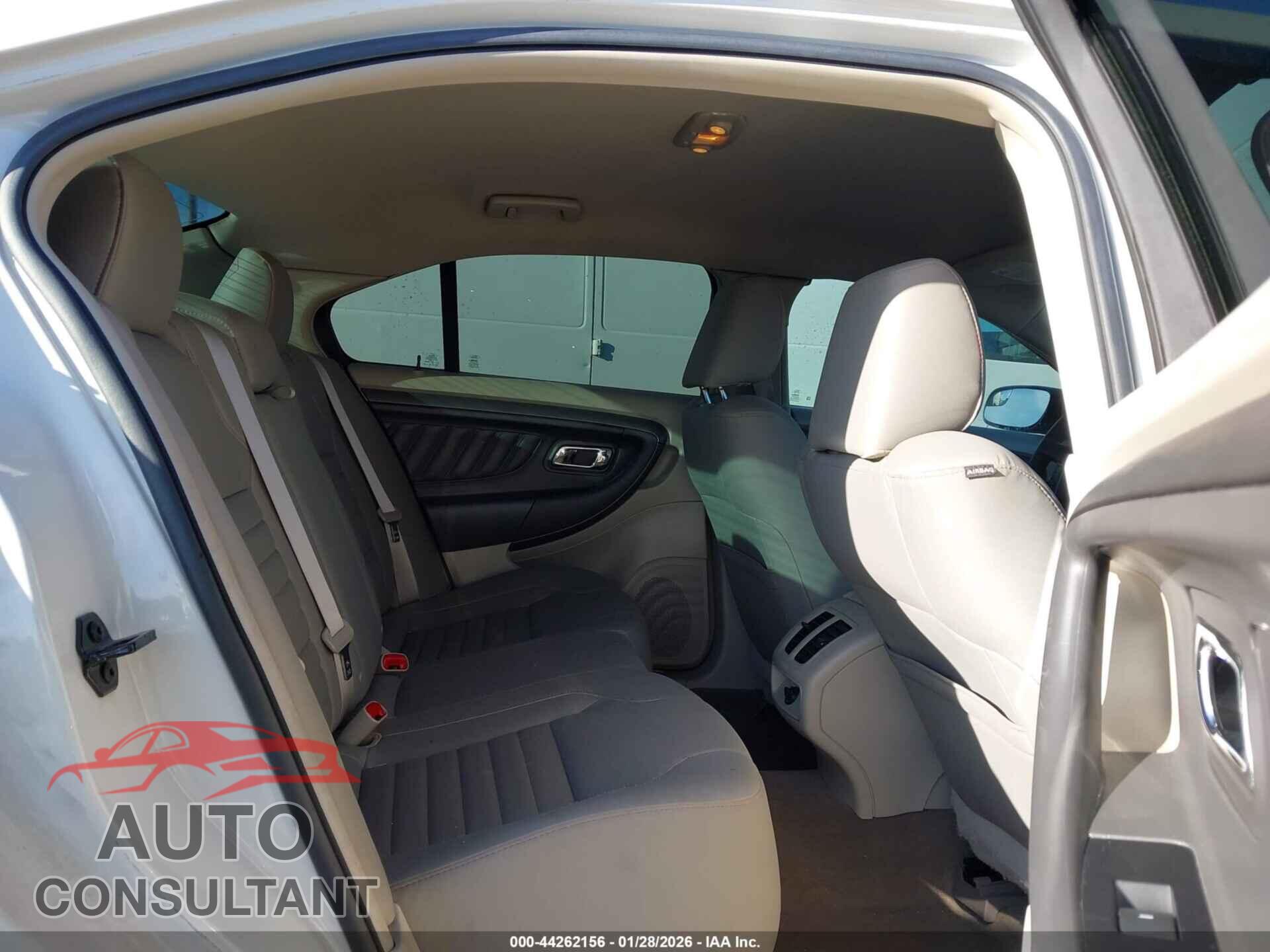 FORD TAURUS 2012 - 1FAHP2DW6CG135686