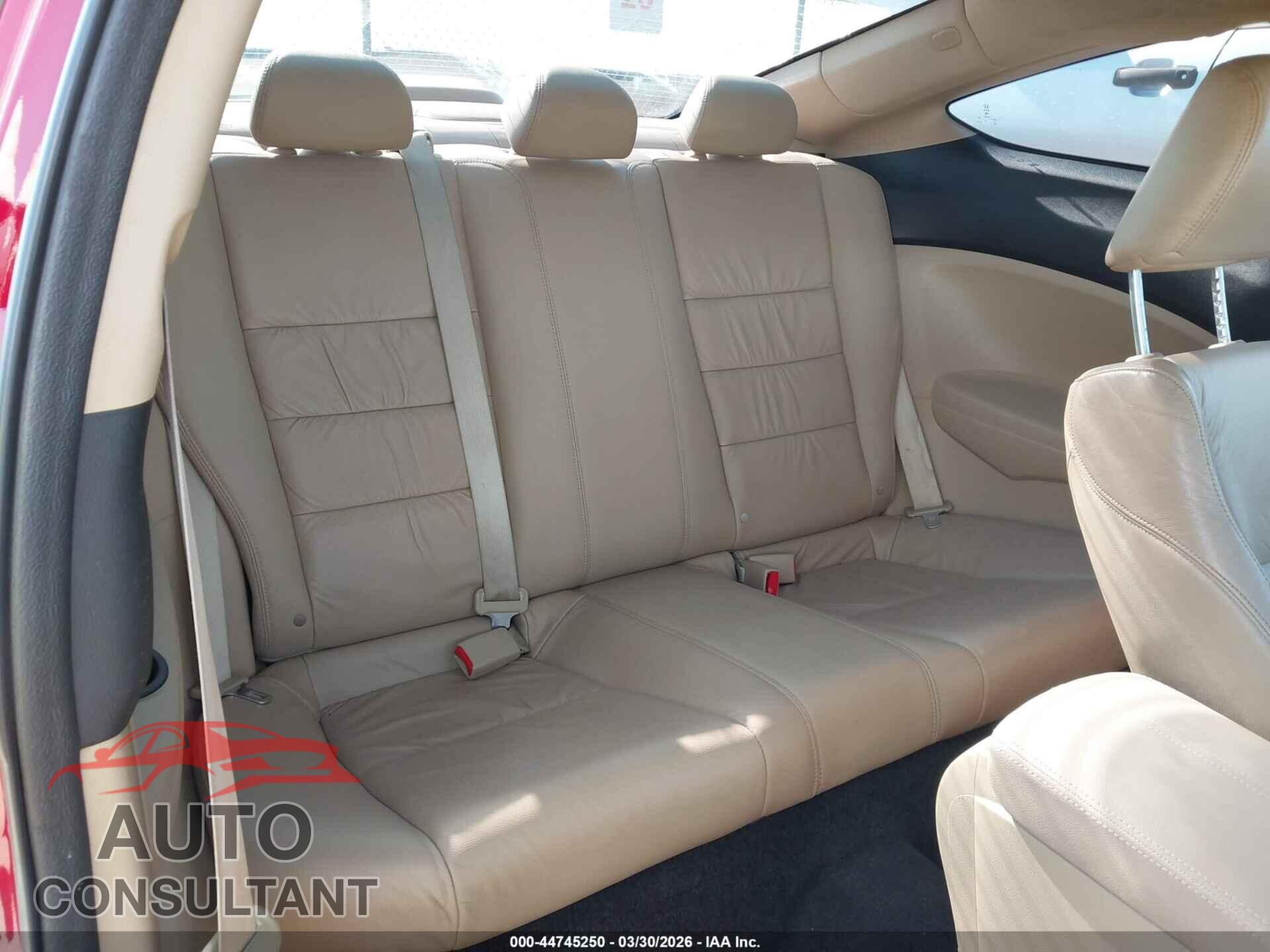 HONDA ACCORD 2012 - 1HGCS2B84CA007300