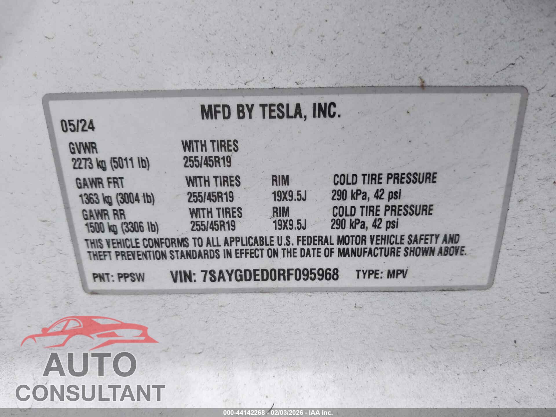TESLA MODEL Y 2024 - 7SAYGDED0RF095968