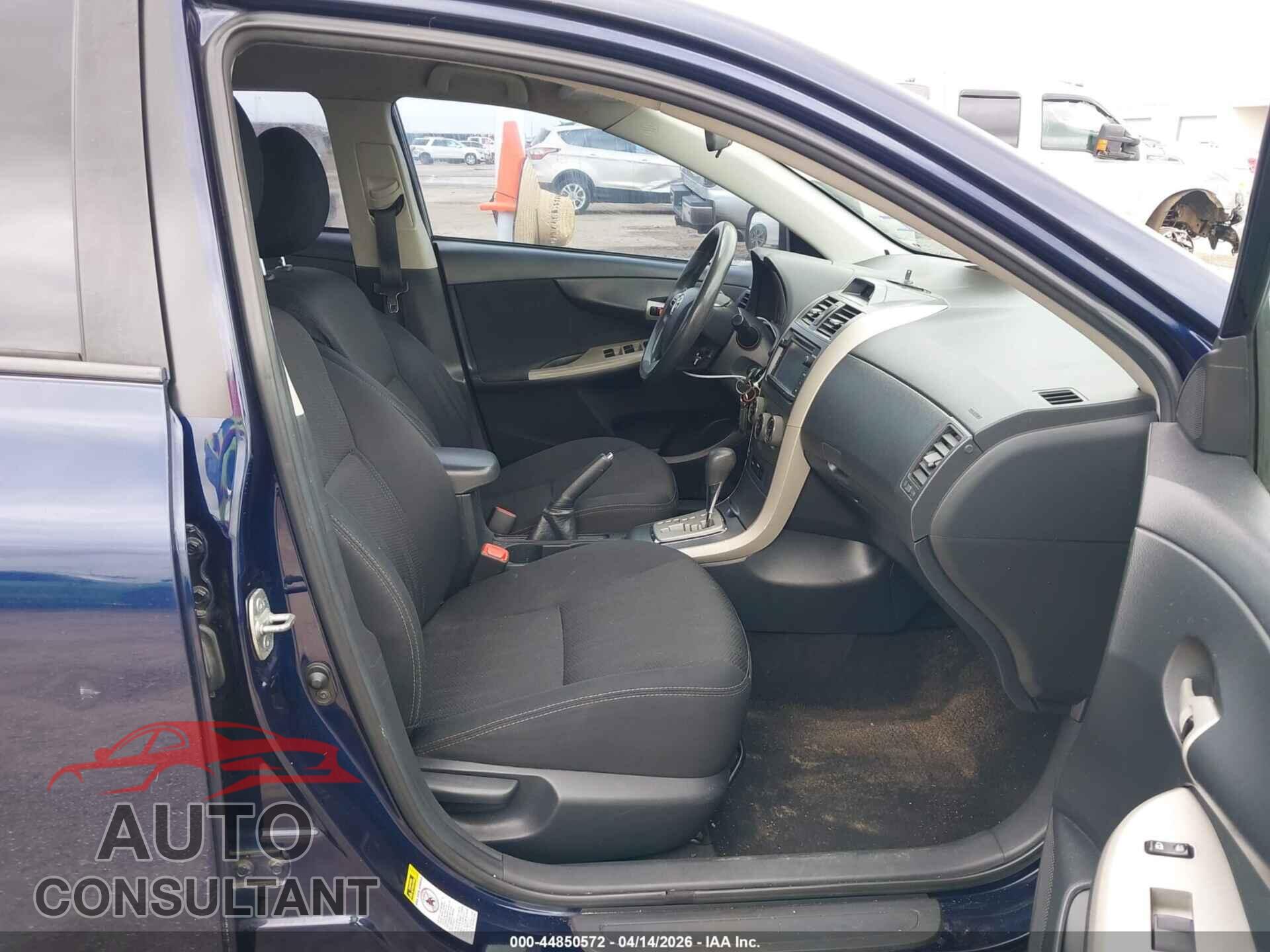 TOYOTA COROLLA 2013 - 2T1BU4EEXDC948345