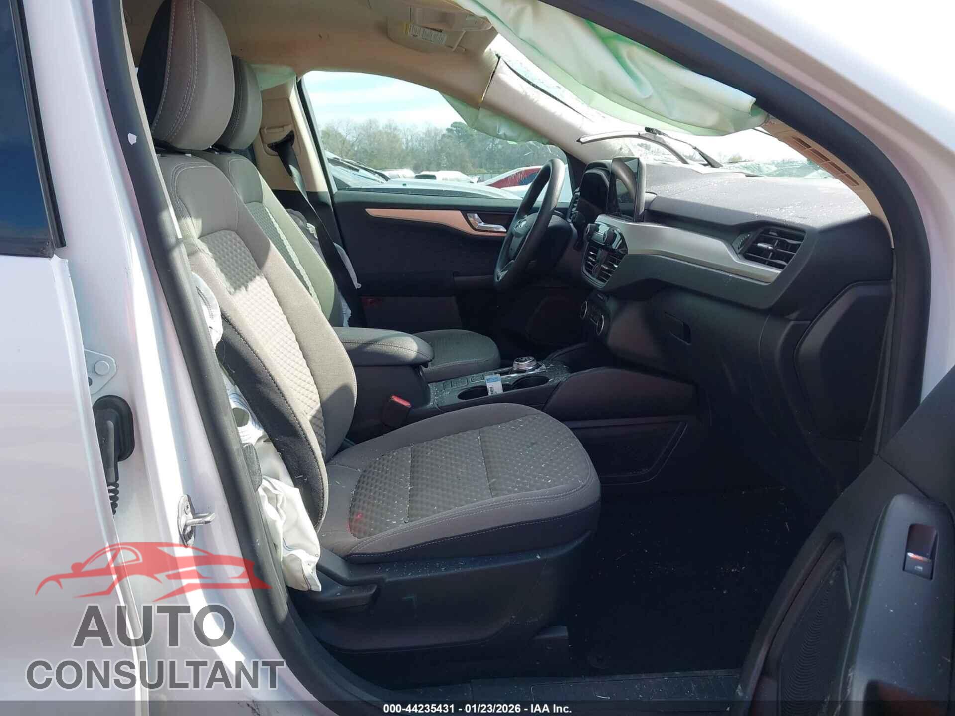 FORD ESCAPE 2020 - 1FMCU0G68LUA67546