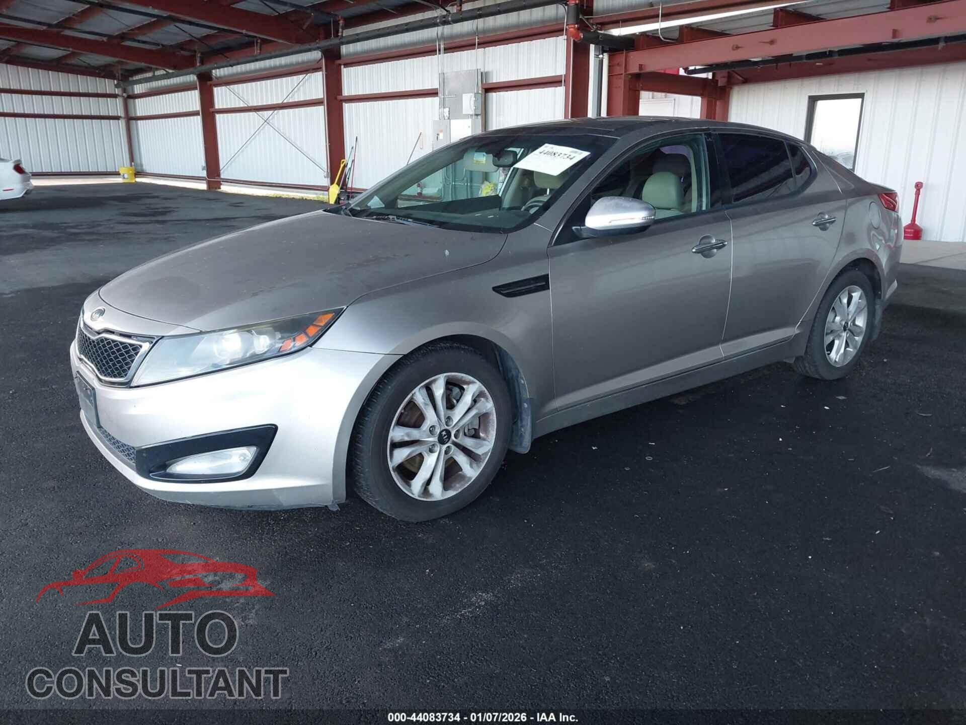 KIA OPTIMA 2011 - KNAGN4A65B5164213