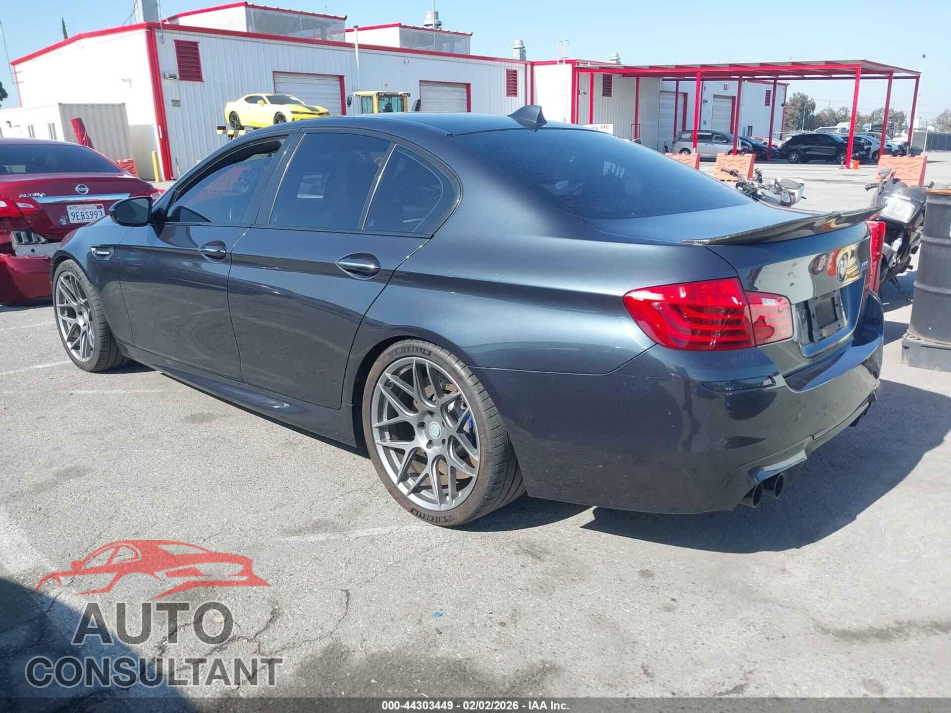 BMW M5 2014 - WBSFV9C52ED097315