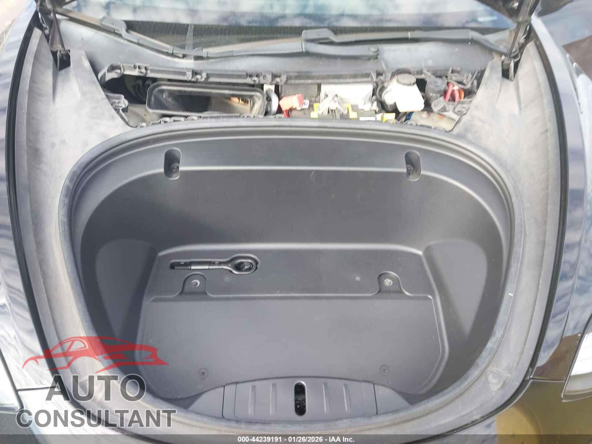 TESLA MODEL 3 2020 - 5YJ3E1EA6LF609282