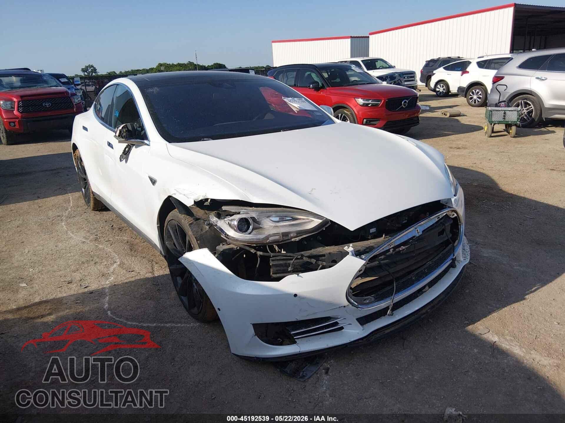 TESLA MODEL S 2014 - 5YJSA1H25EFP67403