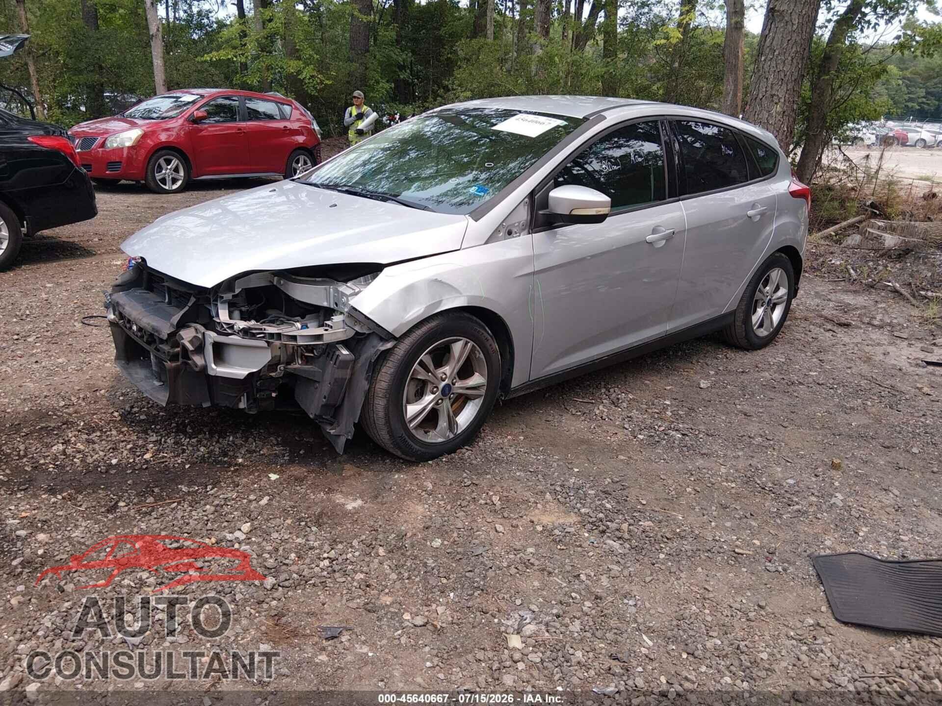FORD FOCUS 2014 - 1FADP3K23EL329297