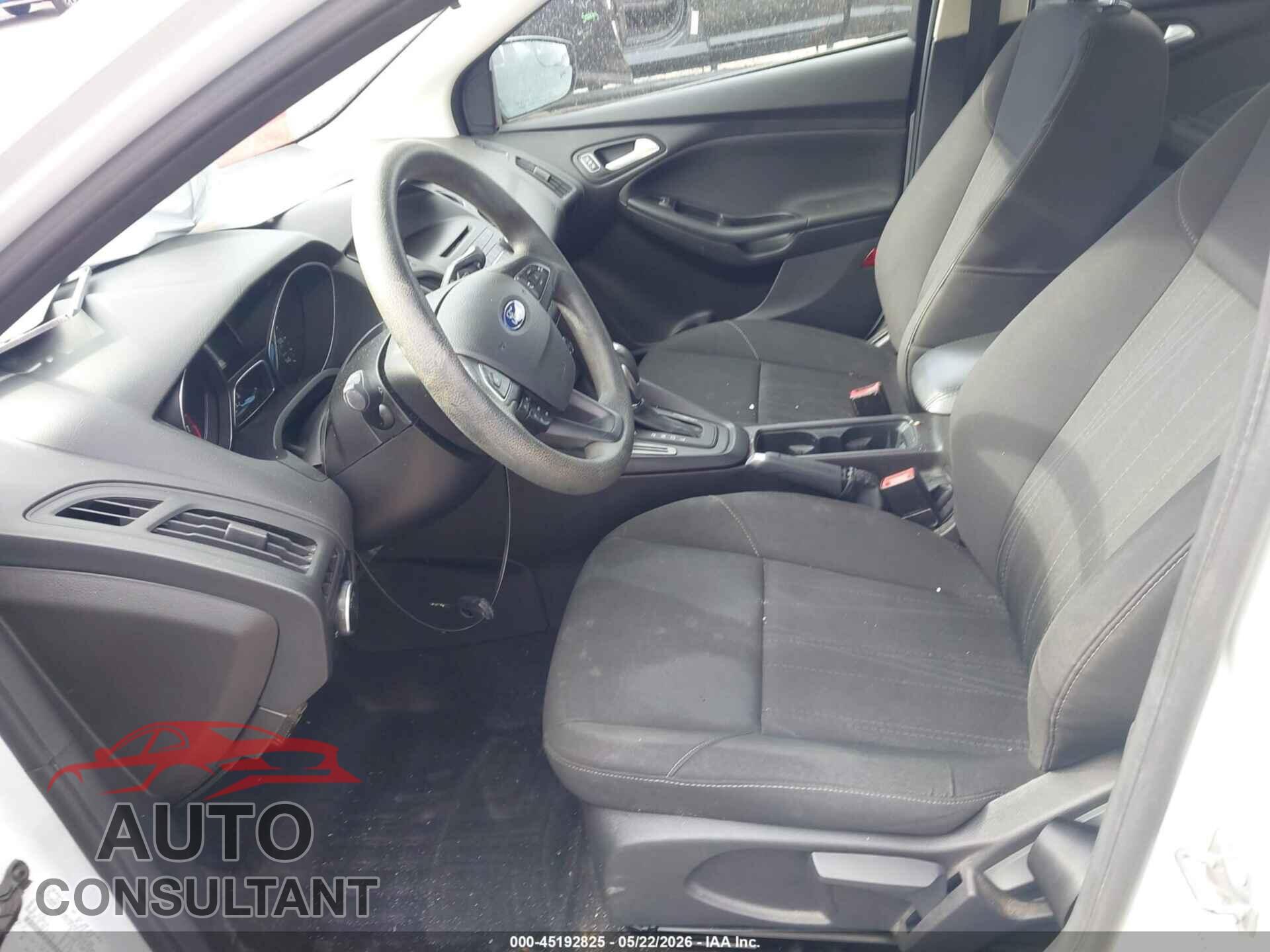 FORD FOCUS 2016 - 1FADP3F21GL396946