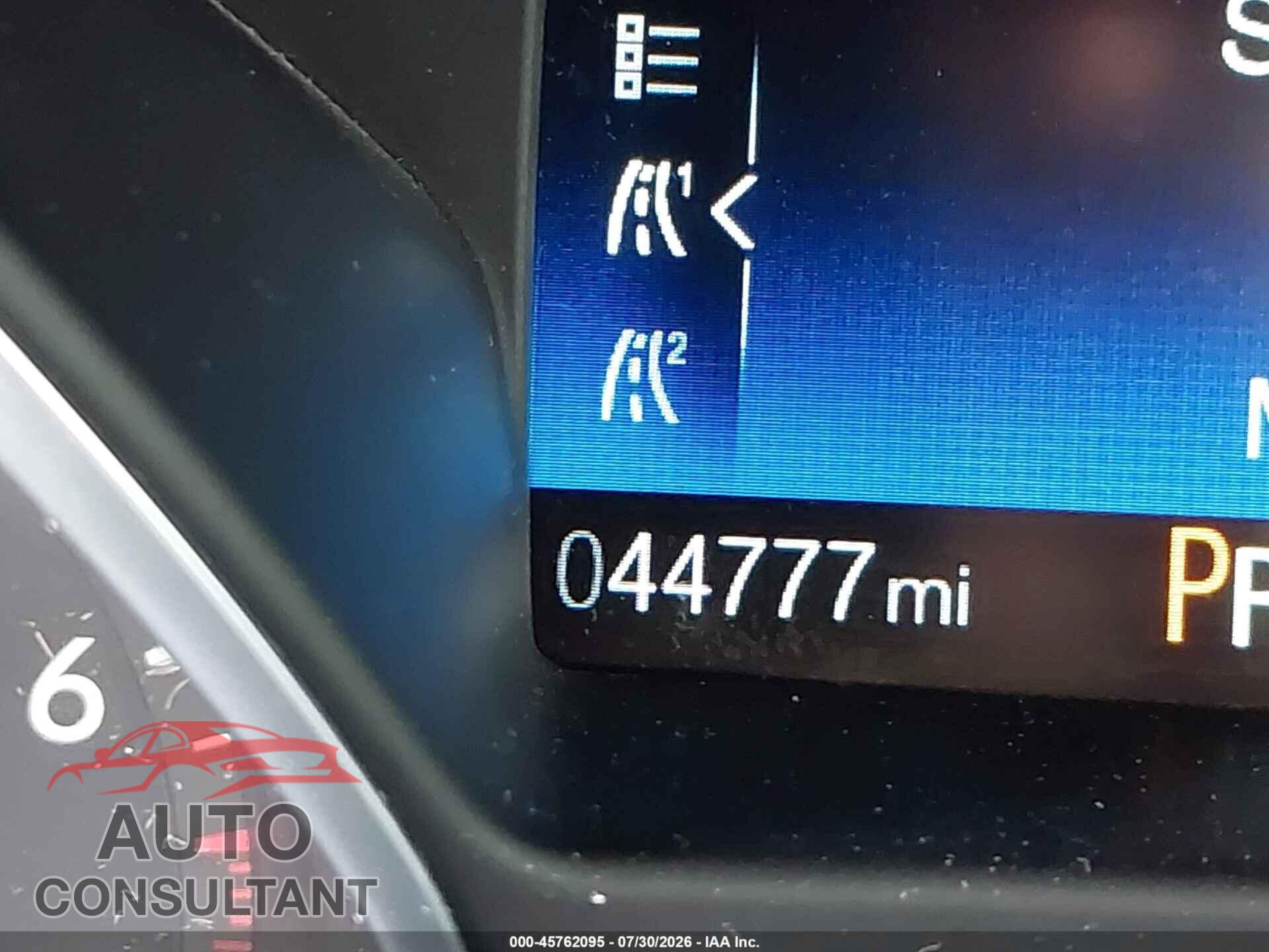 FORD FOCUS 2017 - 1FADP3F24HL320154