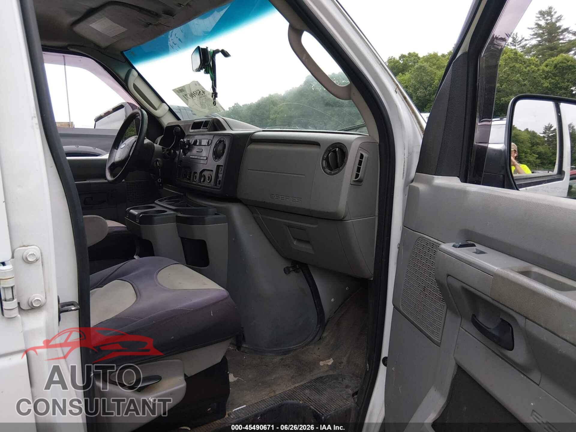 FORD E-250 2011 - 1FTNE2EW1BDA76824