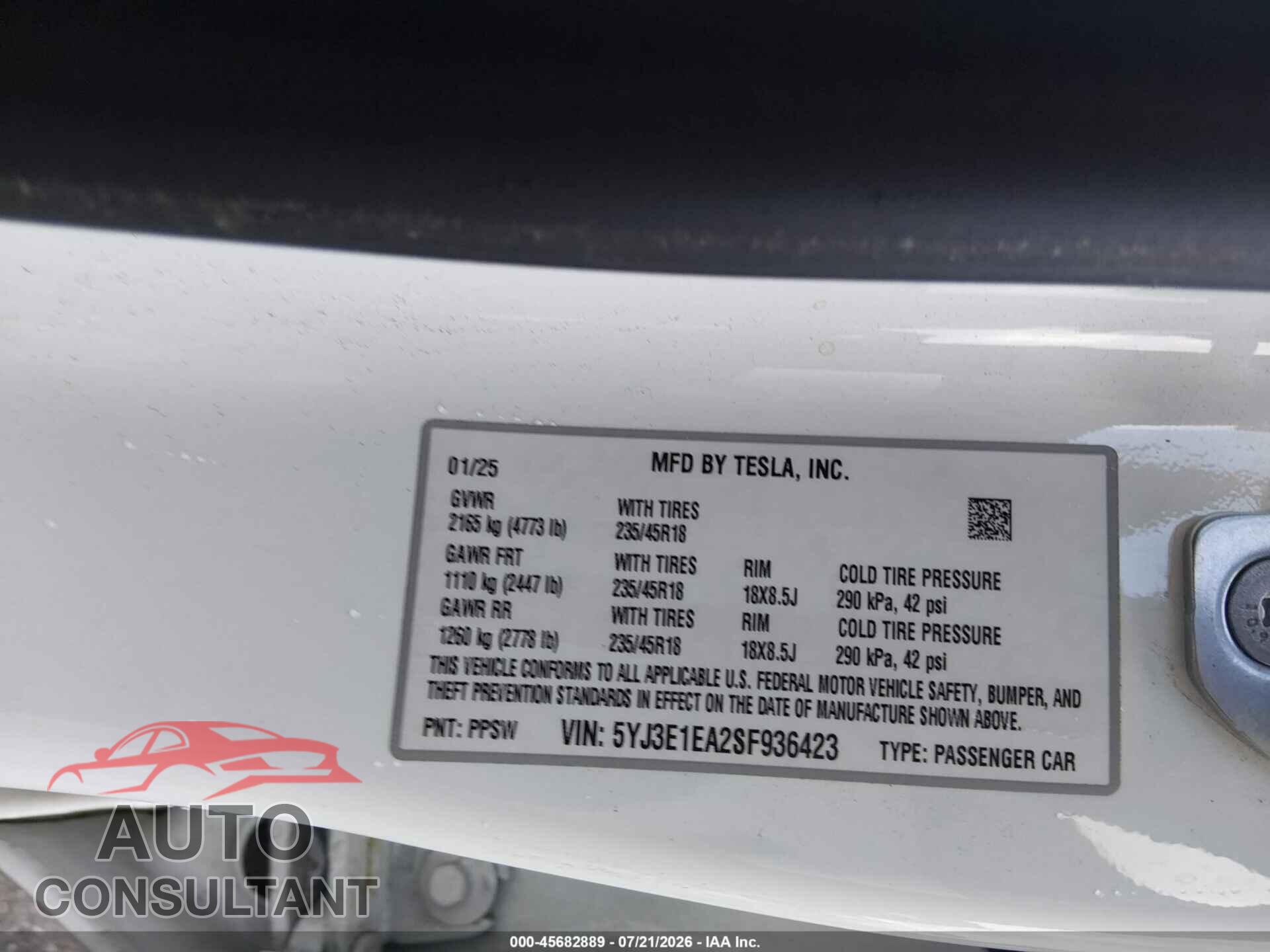 TESLA MODEL 3 2025 - 5YJ3E1EA2SF936423