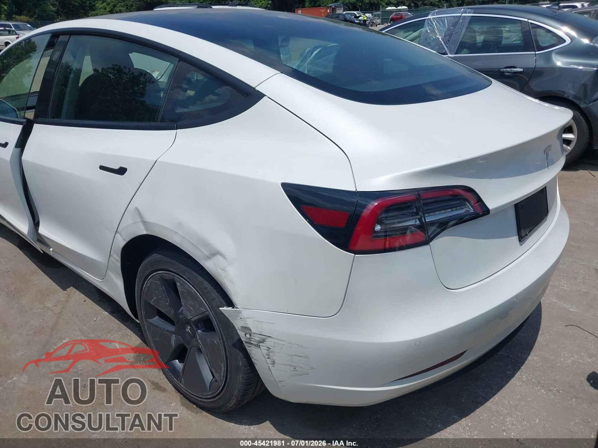 TESLA MODEL 3 2021 - 5YJ3E1EA5MF968995