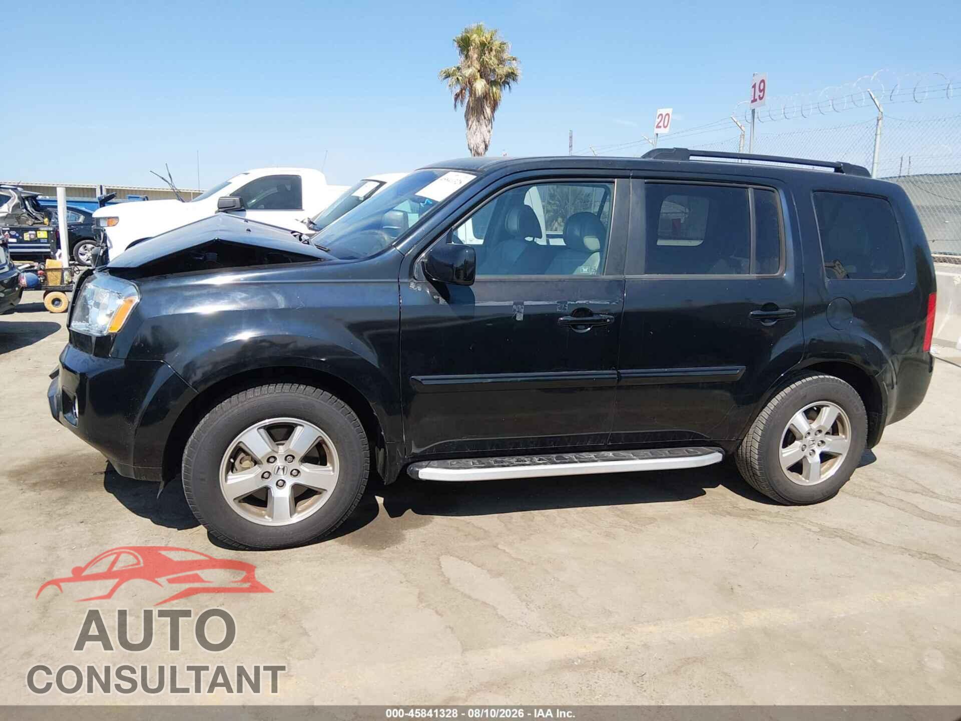 HONDA PILOT 2010 - 5FNYF3H50AB020187