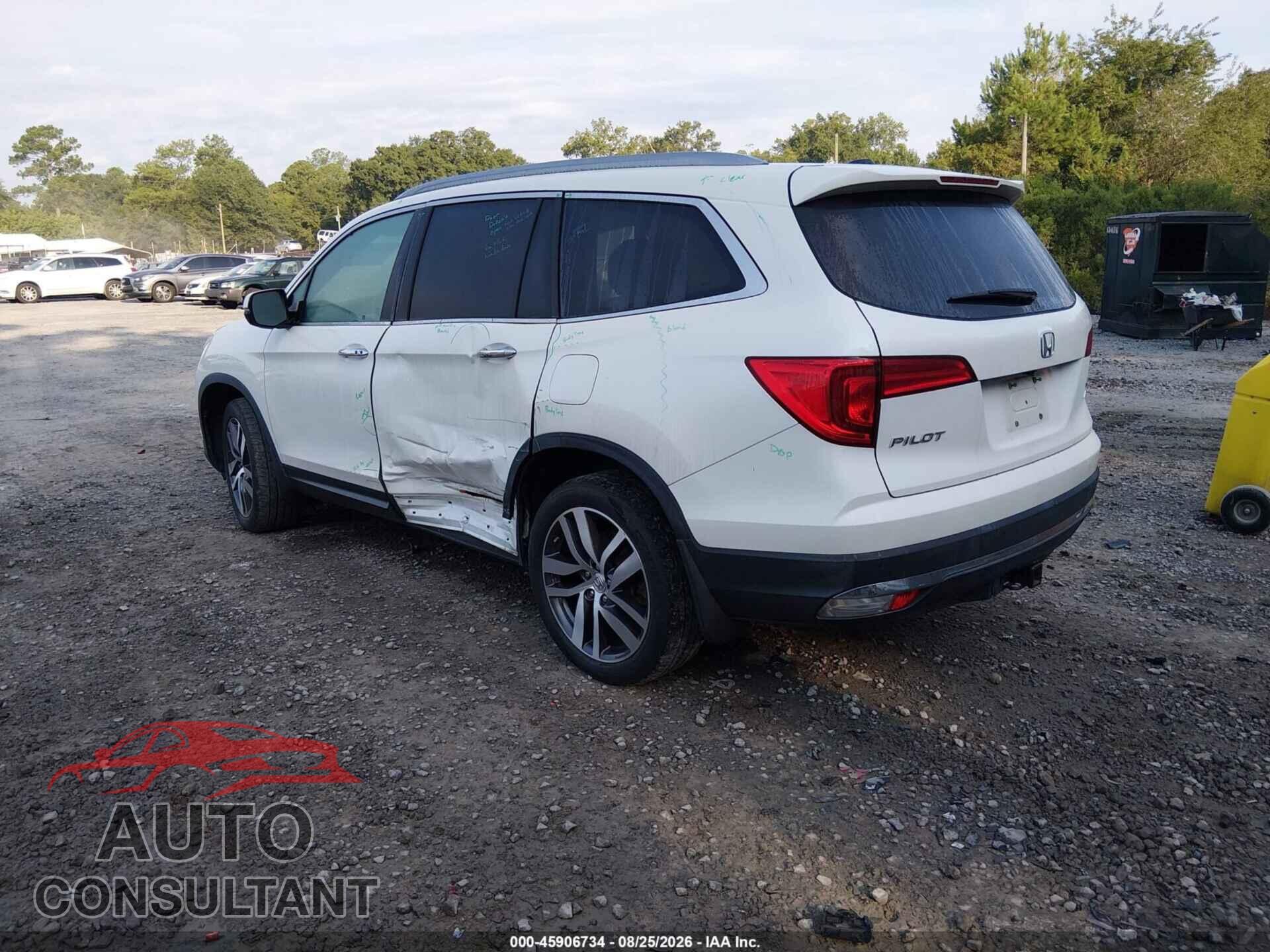 HONDA PILOT 2017 - 5FNYF6H96HB098357