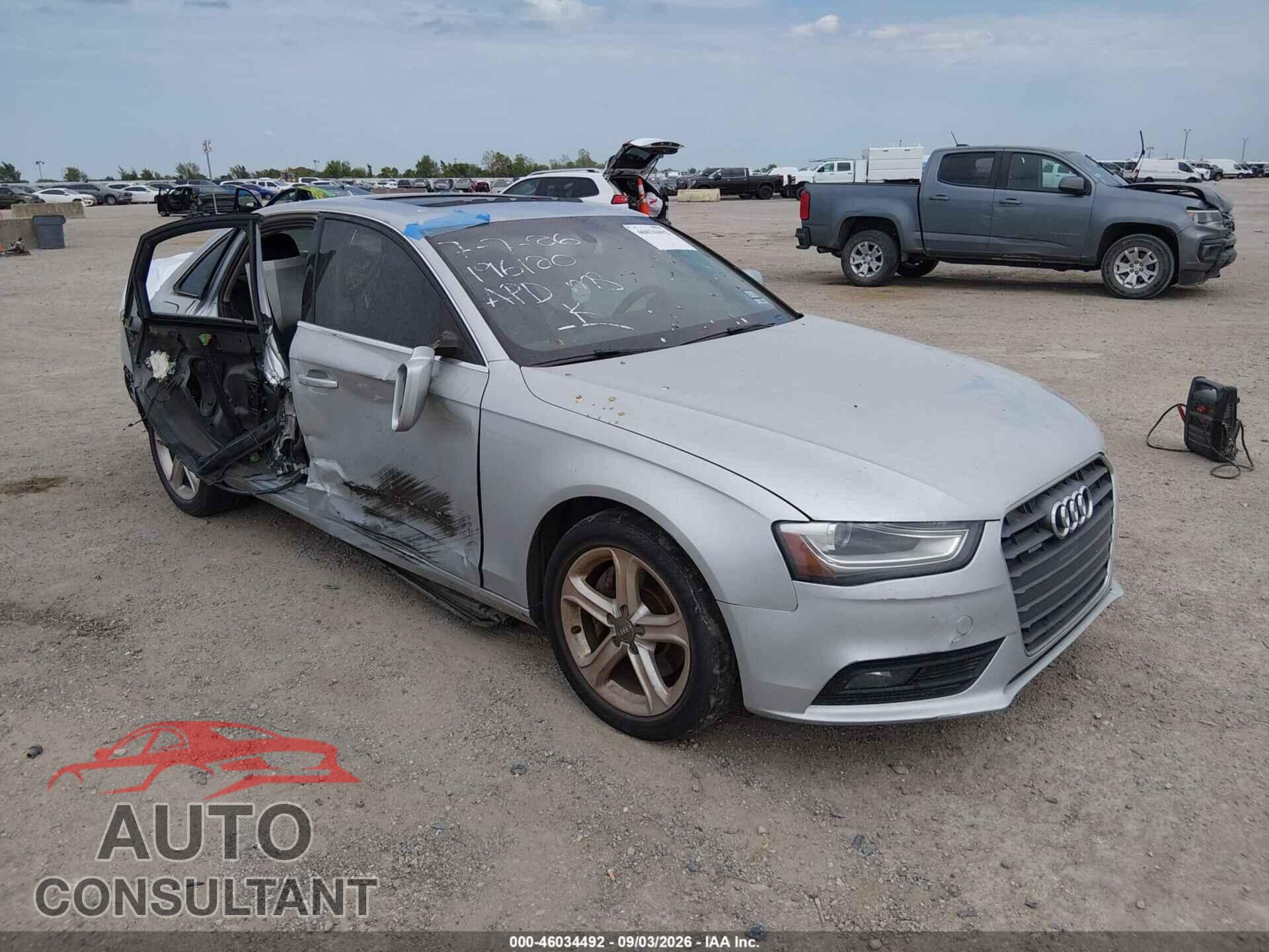 AUDI A4 2013 - WAUBFAFL6DN011752