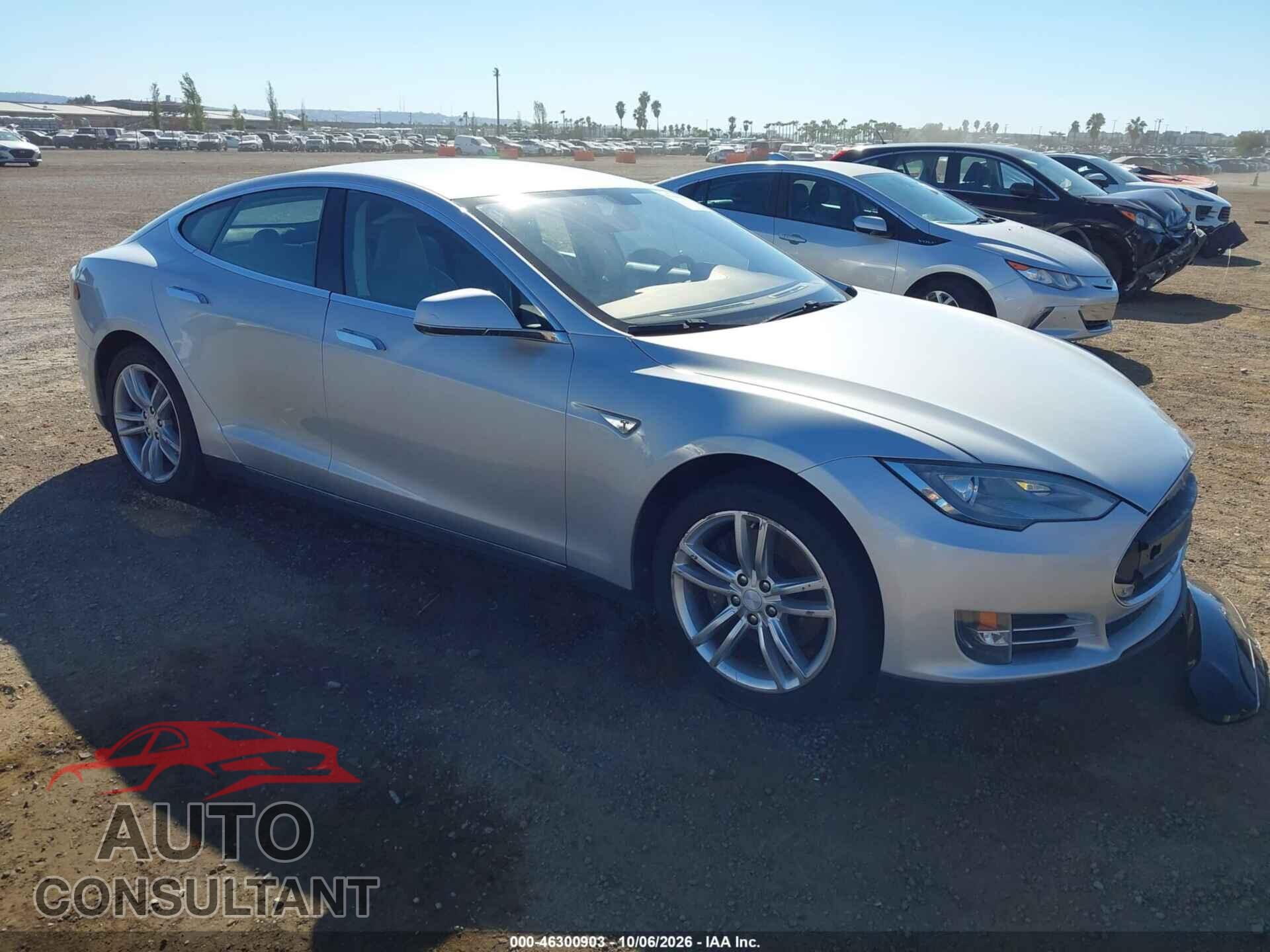 TESLA MODEL S 2013 - 5YJSA1CN0DFP19792