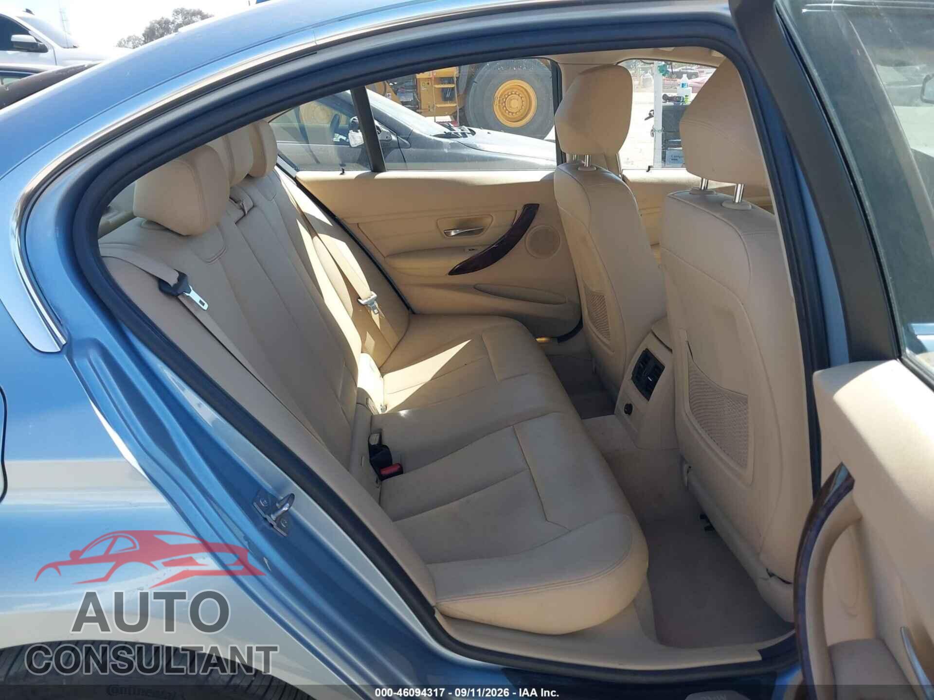 BMW 328I 2013 - WBA3C1C56DF439835