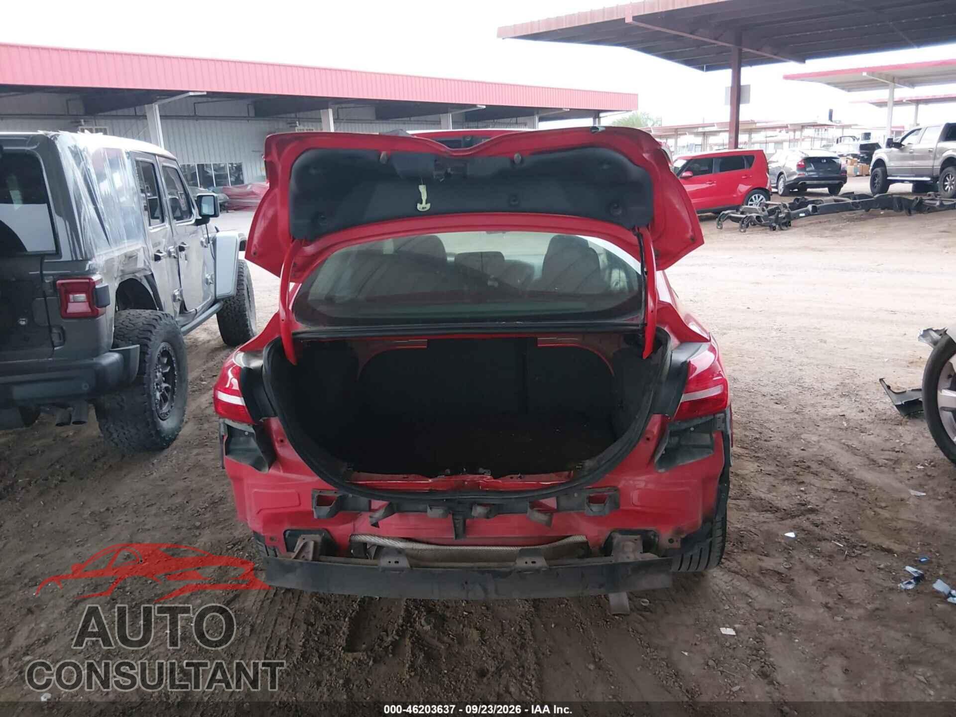 FORD FOCUS 2015 - 1FADP3F29FL307686